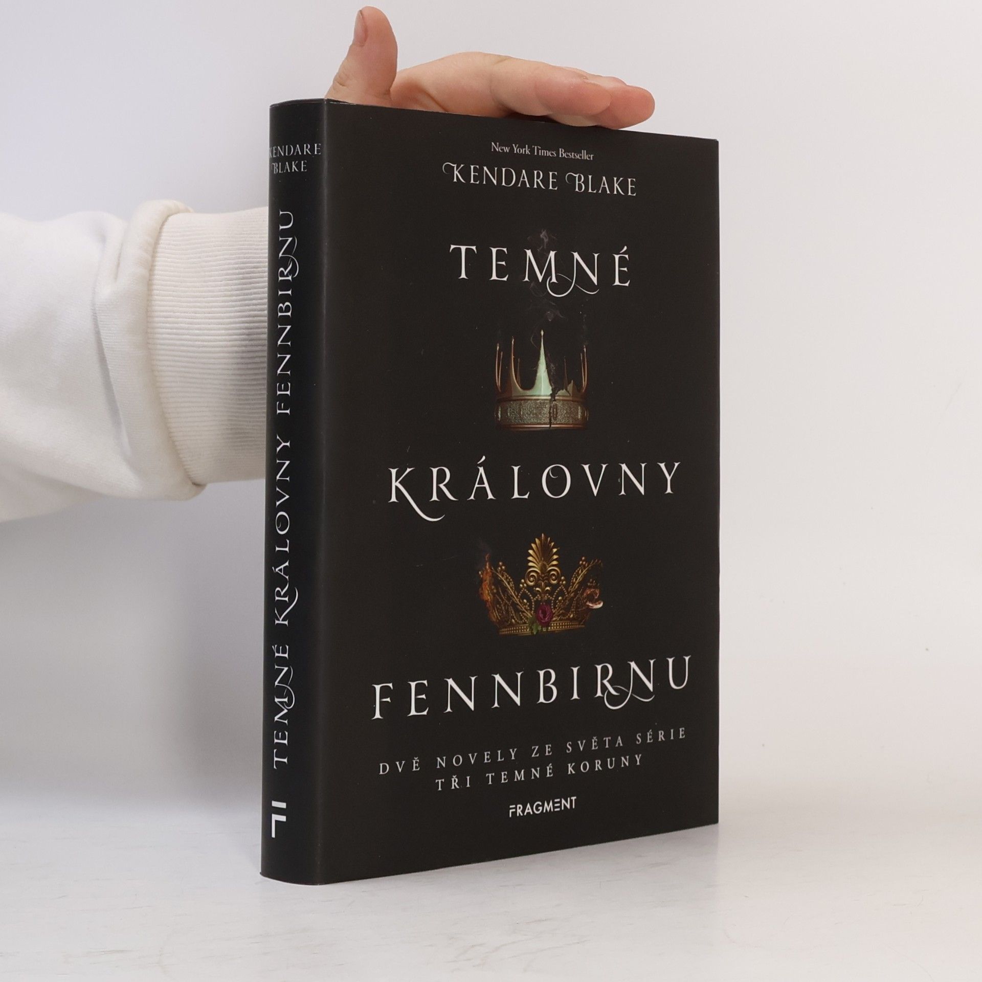 Kendare Blake Temné královny Fennbirnu