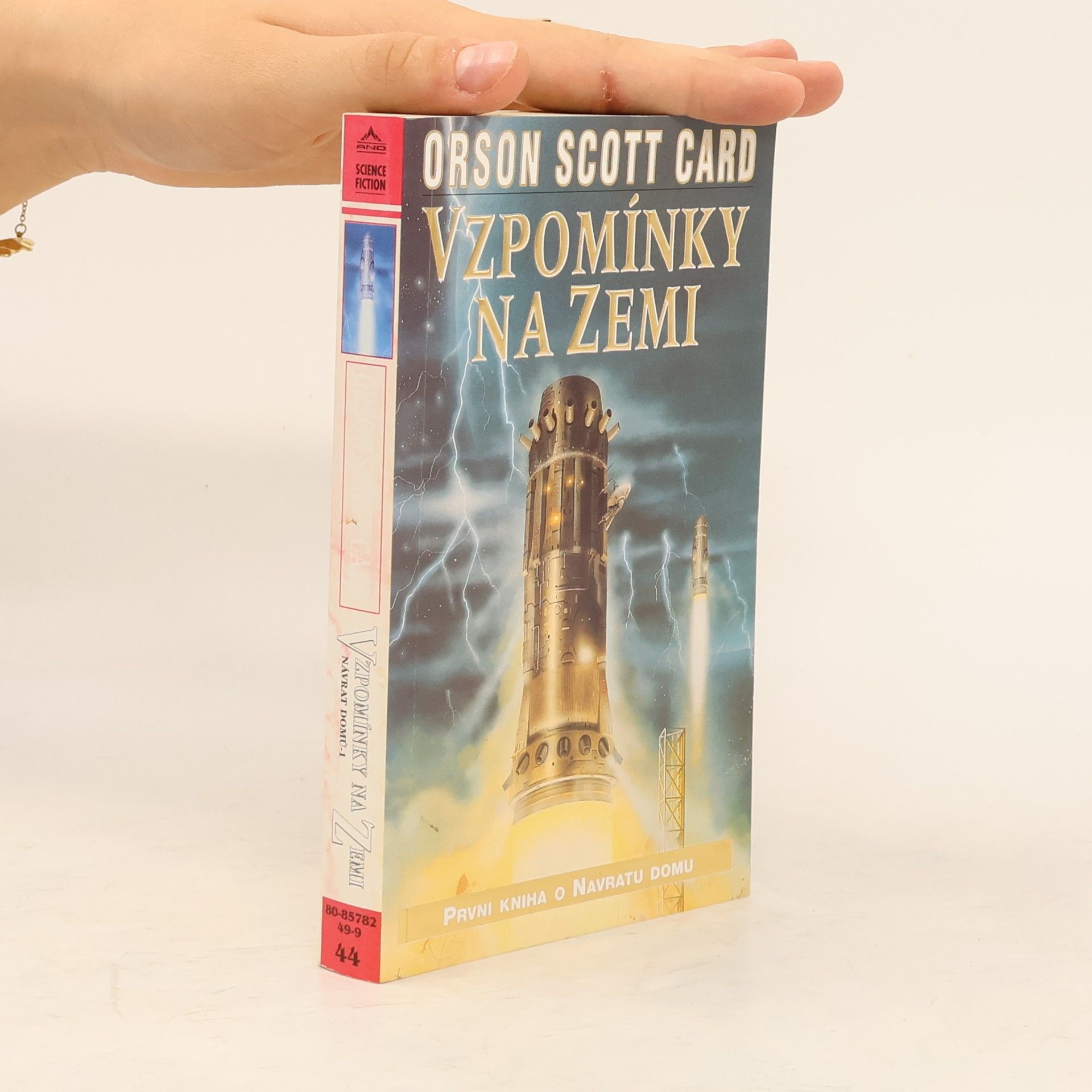 Orson Scott Card Vzpomínky na Zemi