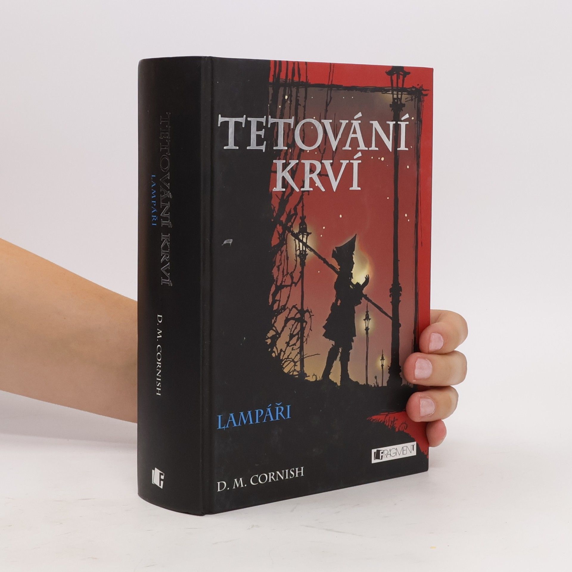 D. M. Cornish Tetování krví 2. Lampáři