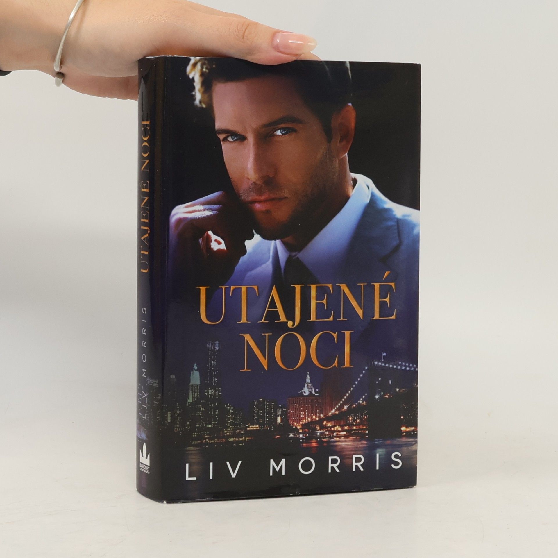 Liv Morris Utajené noci