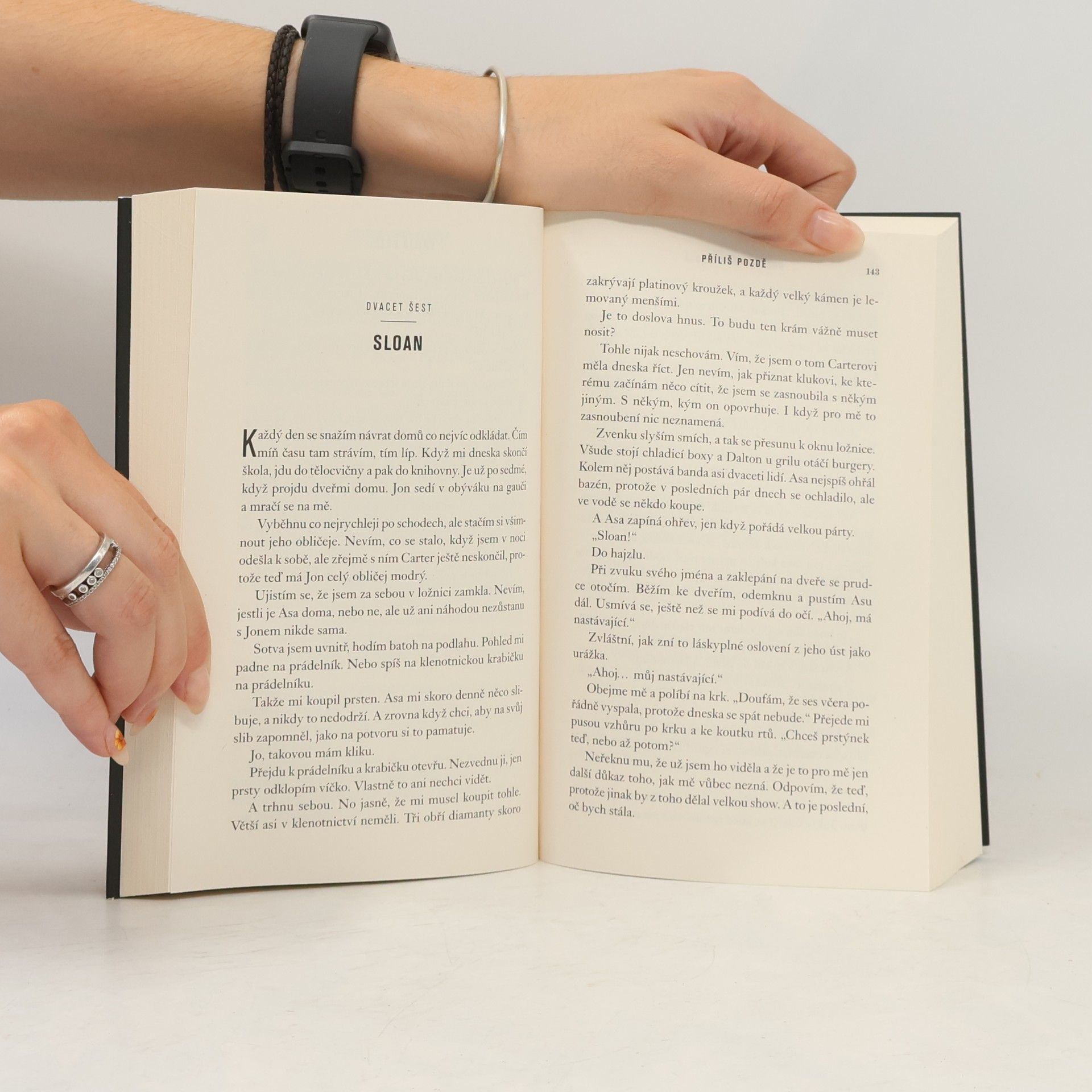 Colleen Hoover Příliš pozdě