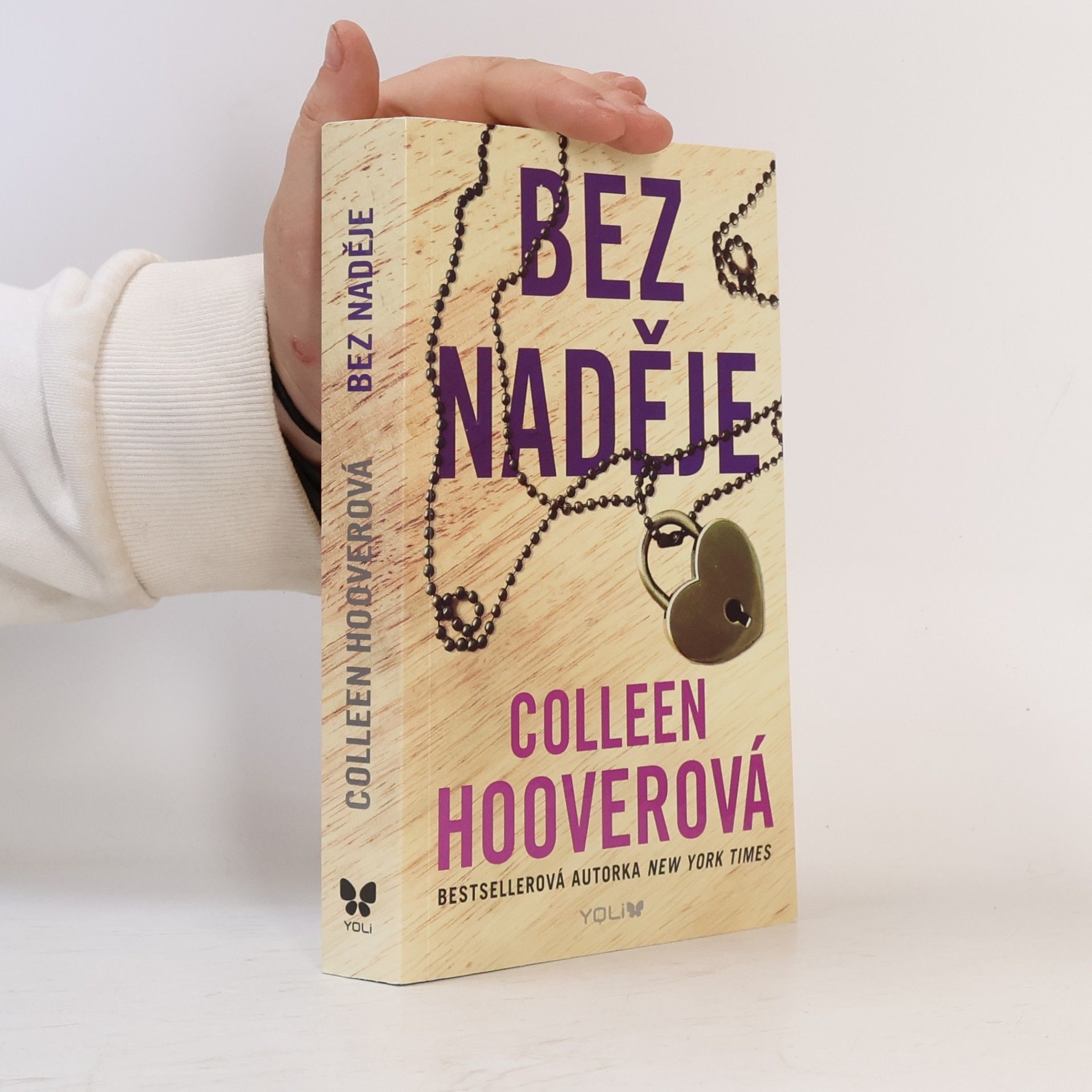 Colleen Hoover Bez naděje