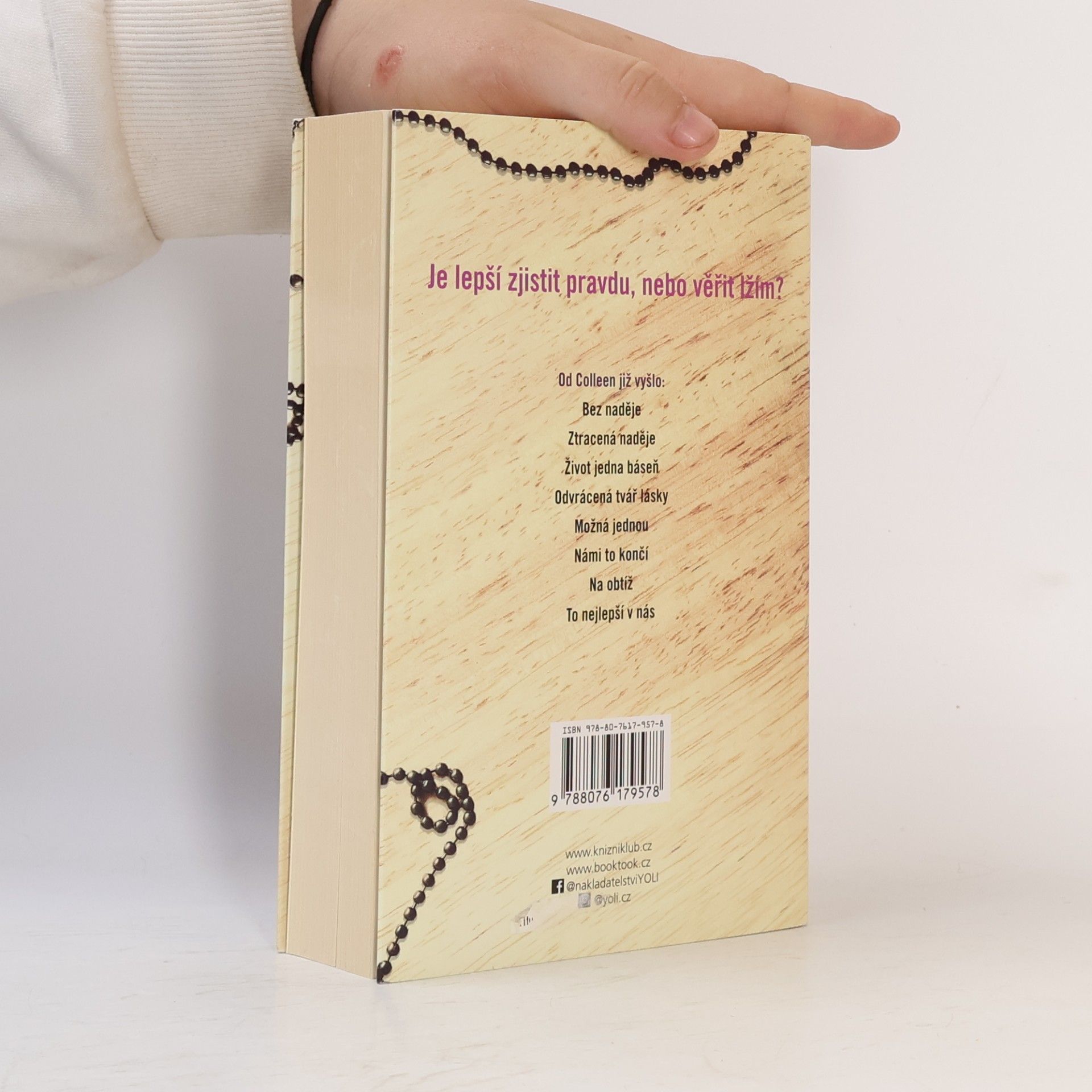 Colleen Hoover Bez naděje