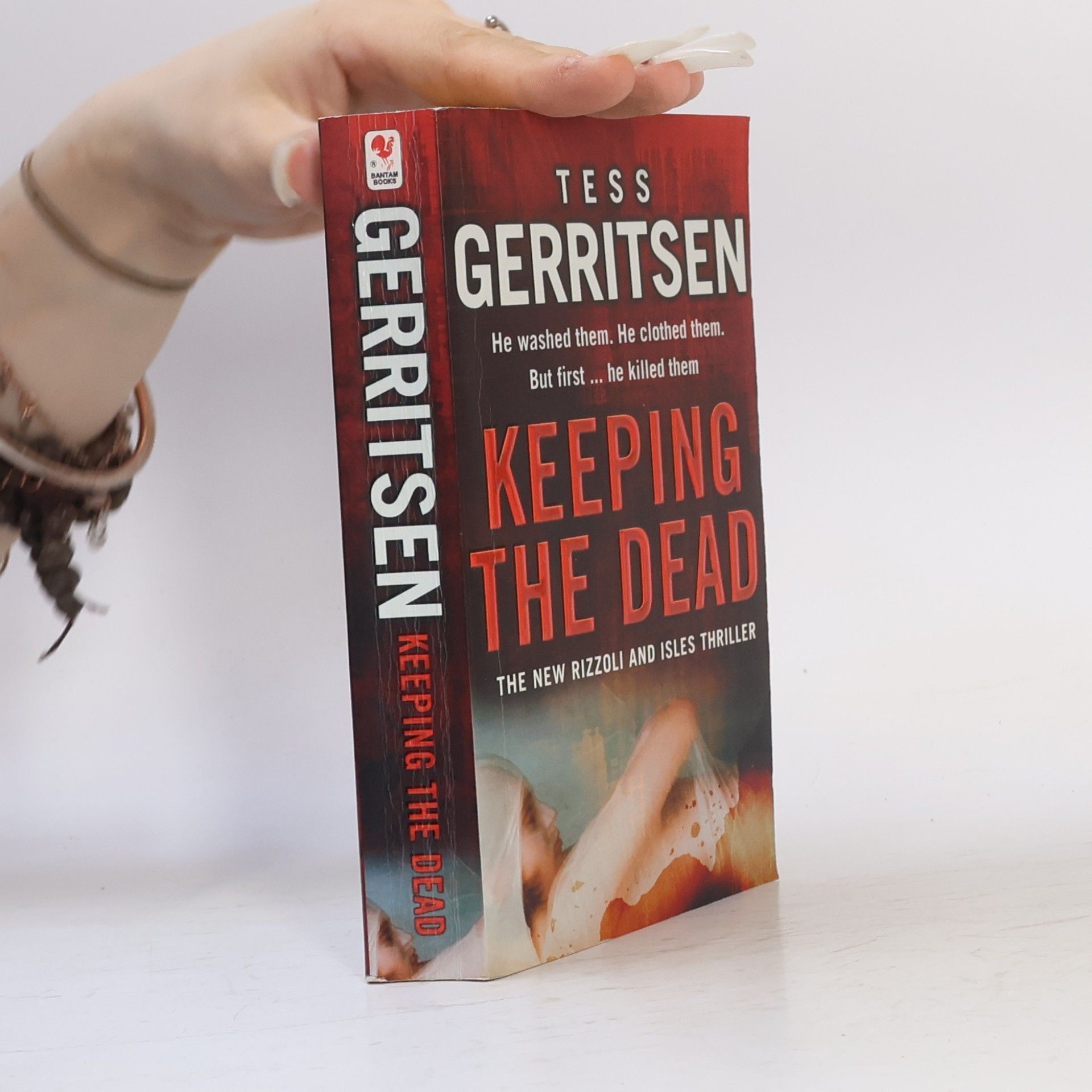 Tess Gerritsen Keeping the Dead