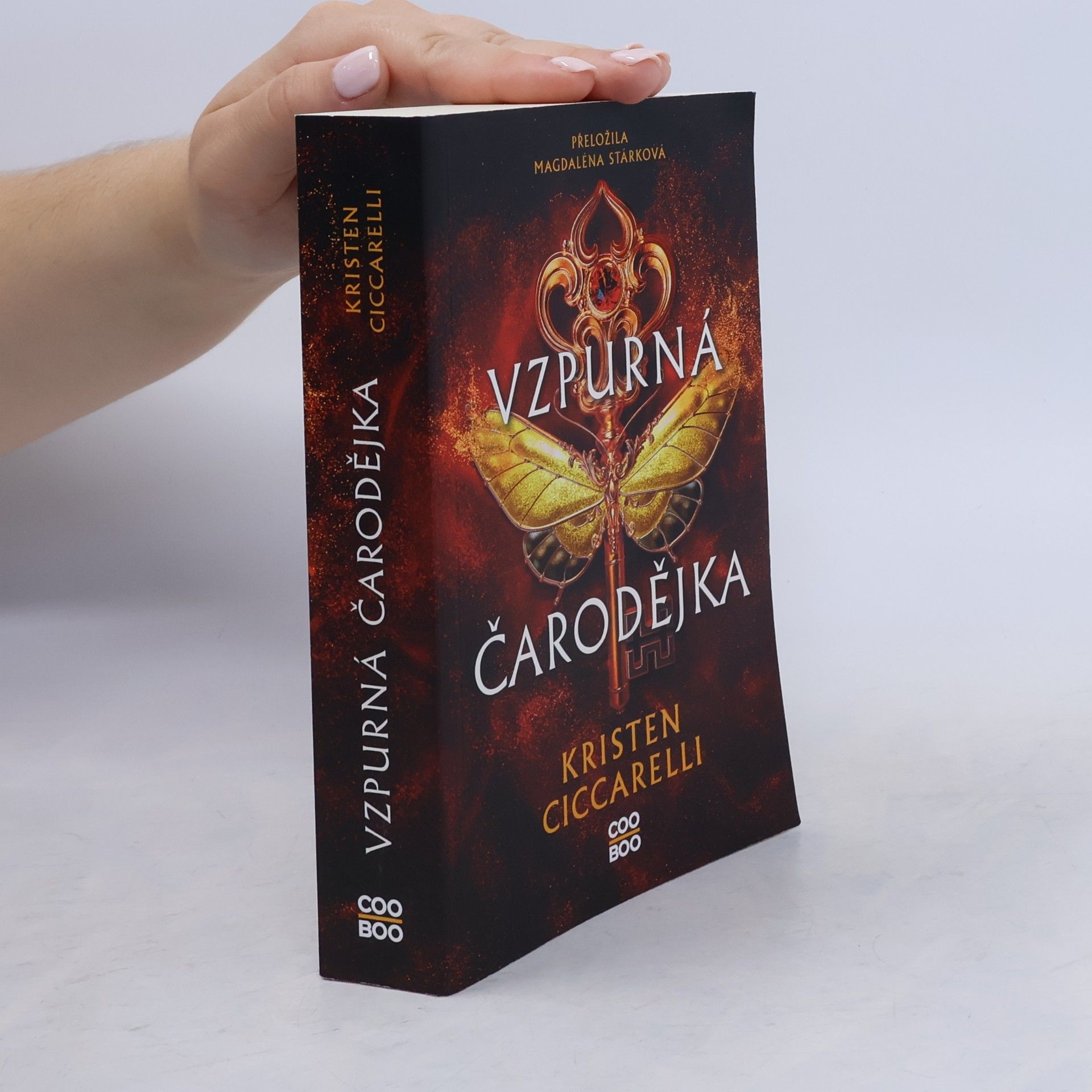 Kristen Ciccarelli Vzpurná čarodějka