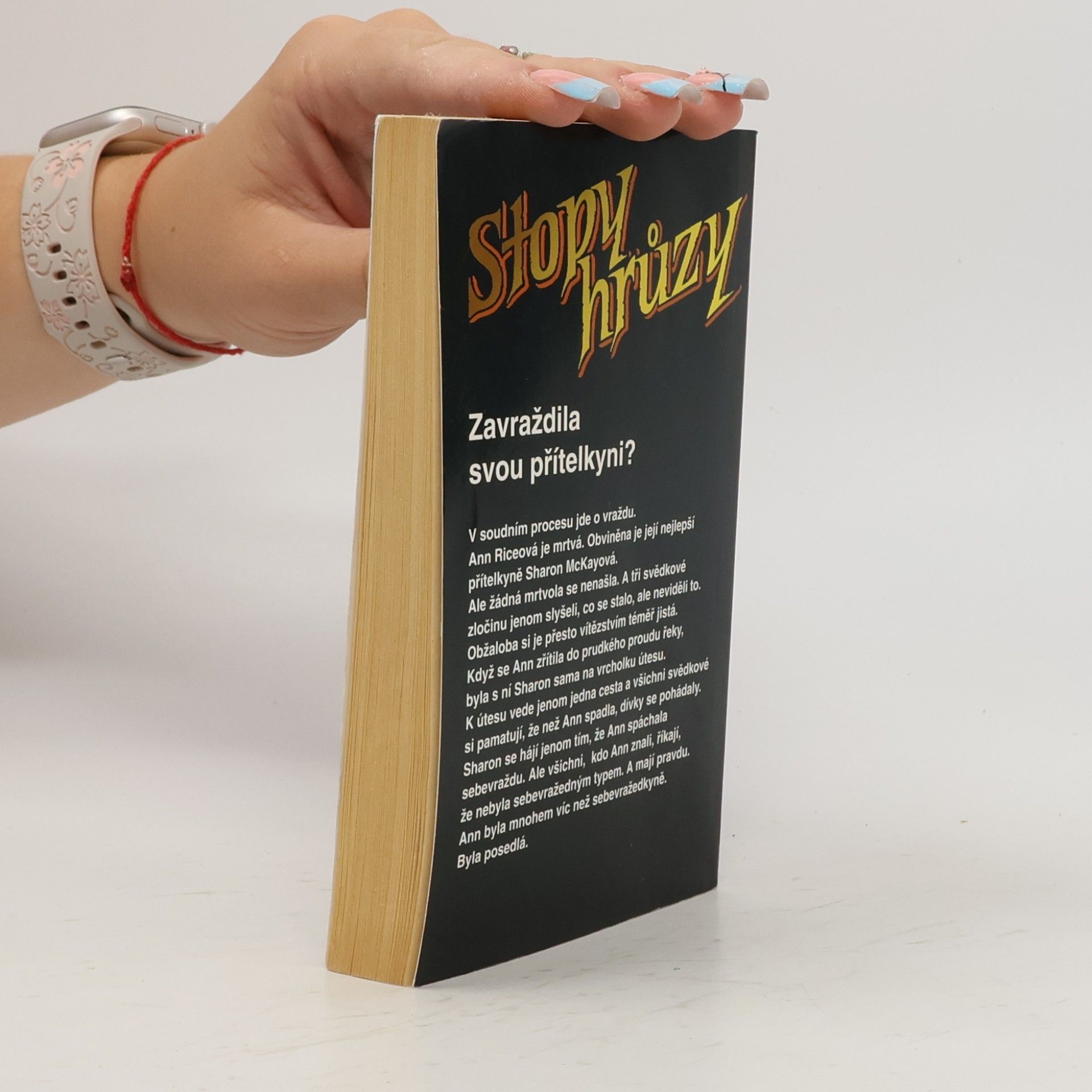 Christopher Pike Pád do temnot. Stopy hrůzy 49