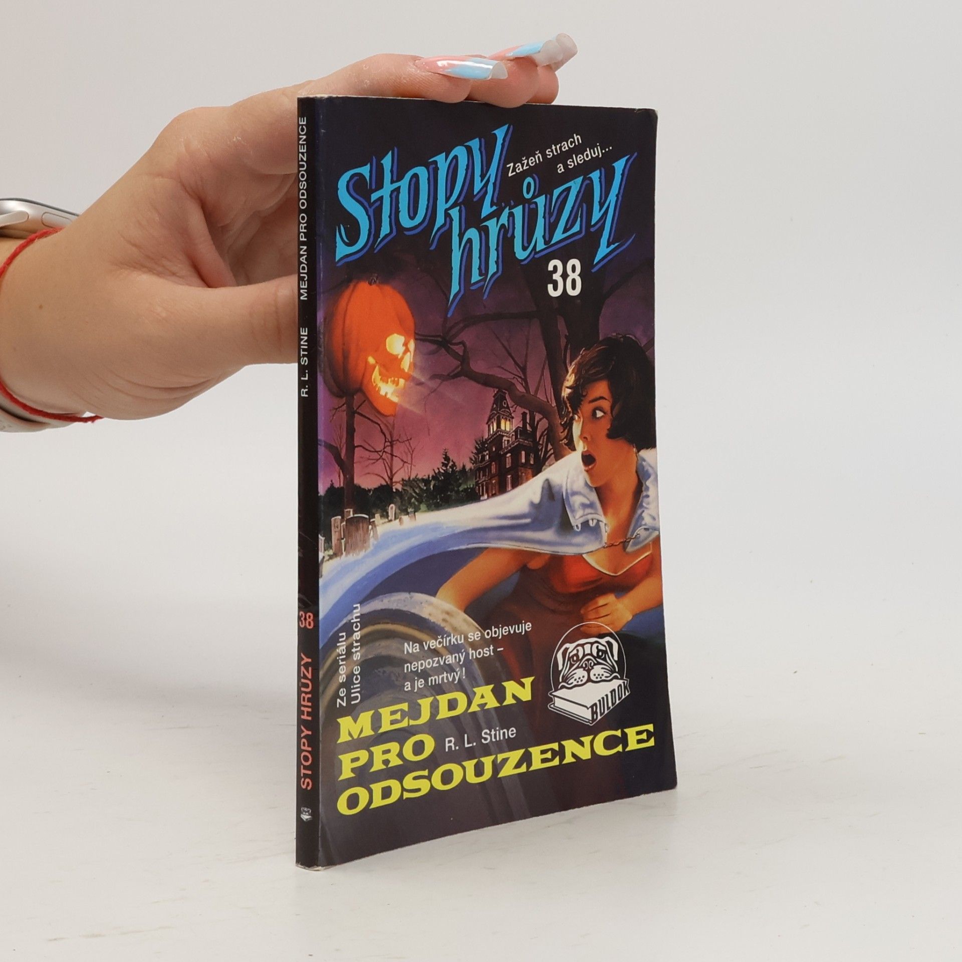 R. L. Stine Mejdan pro odsouzence. Stopy hrůzy 38