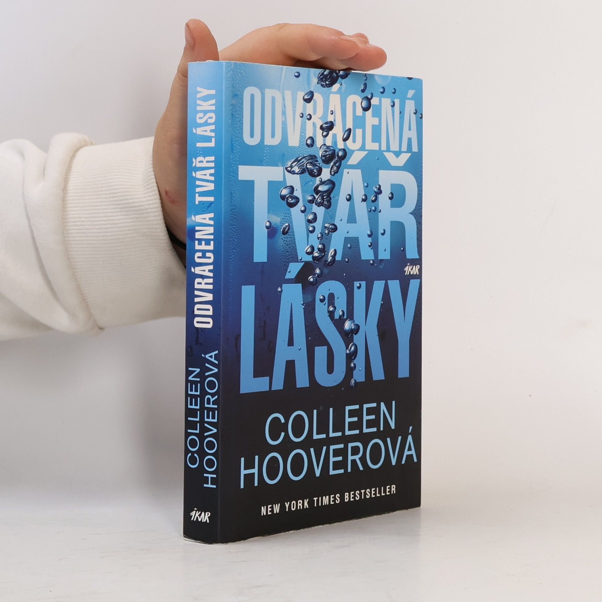 Colleen Hoover Odvrácená tvář lásky