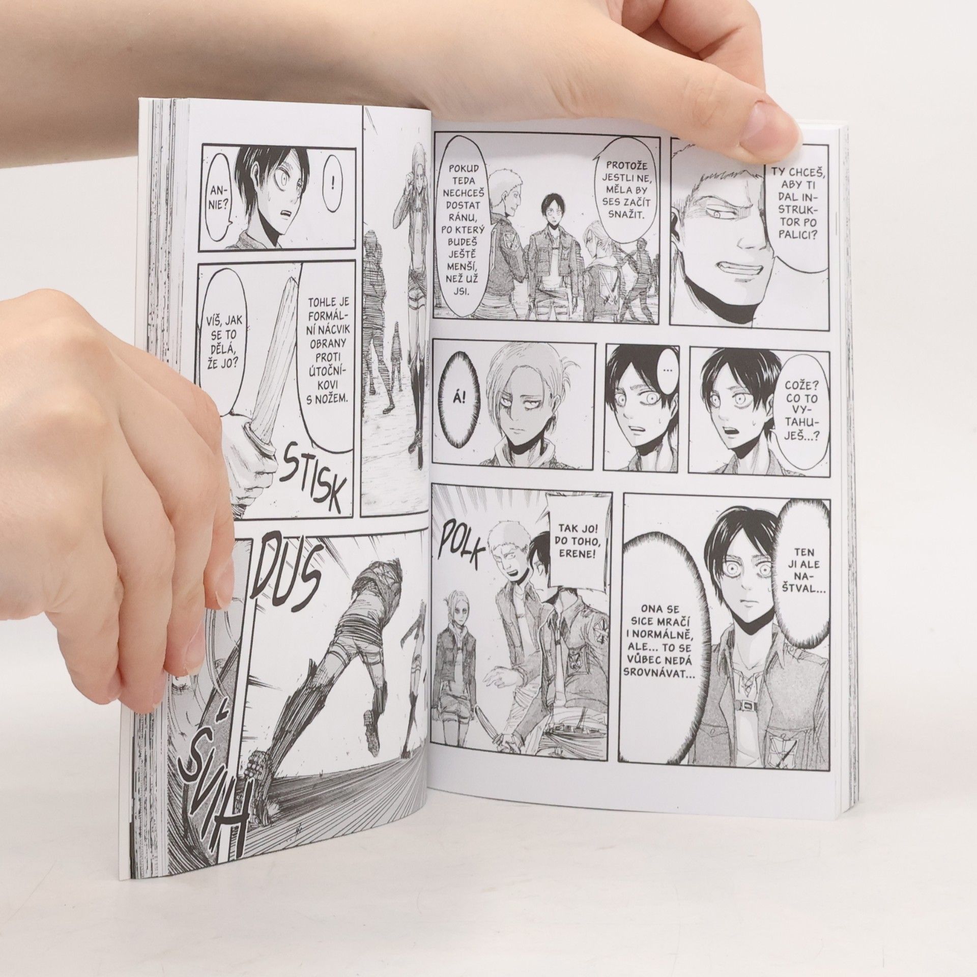 Hajime Isayama Útok titánů. 4