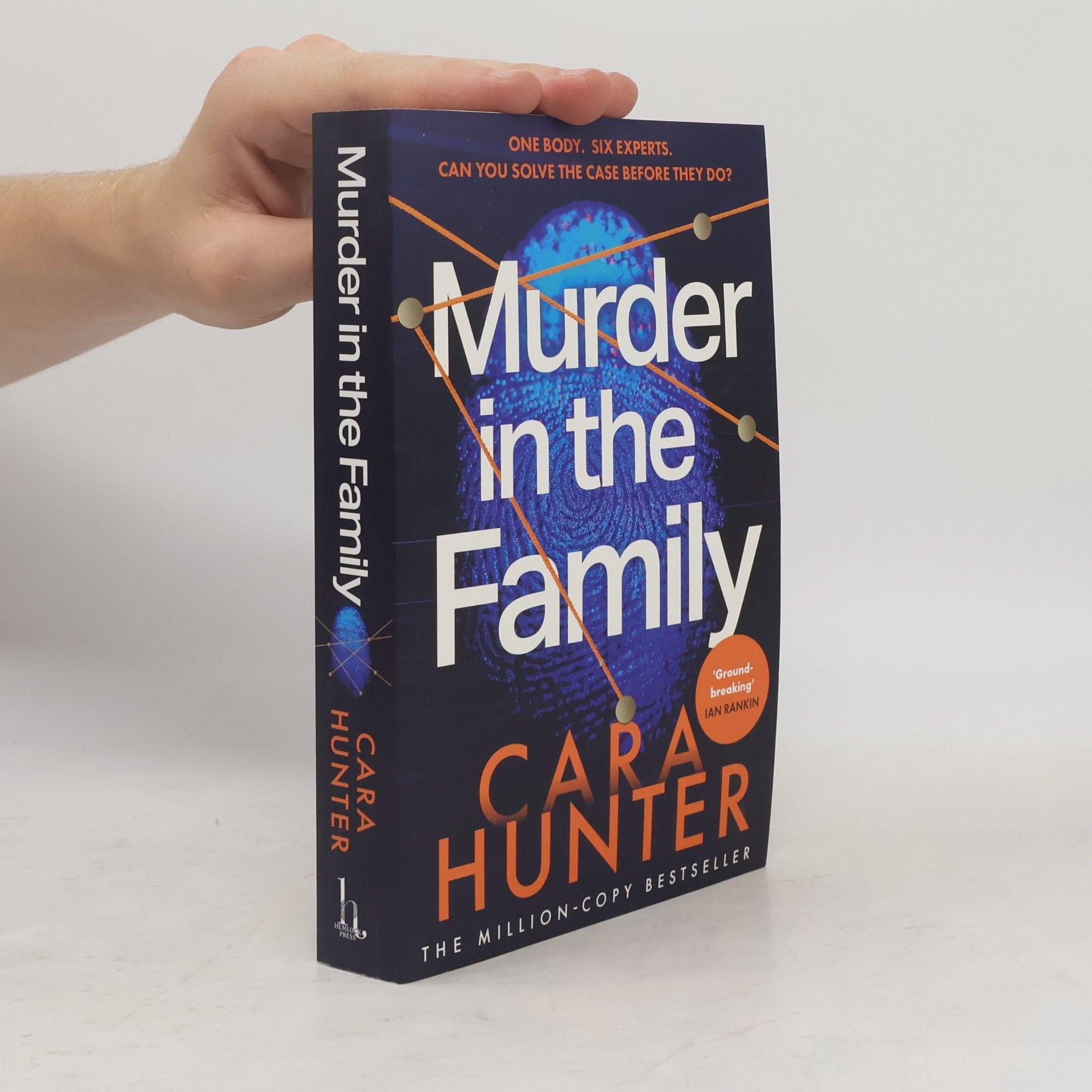 Cara Hunter Murder in the Family