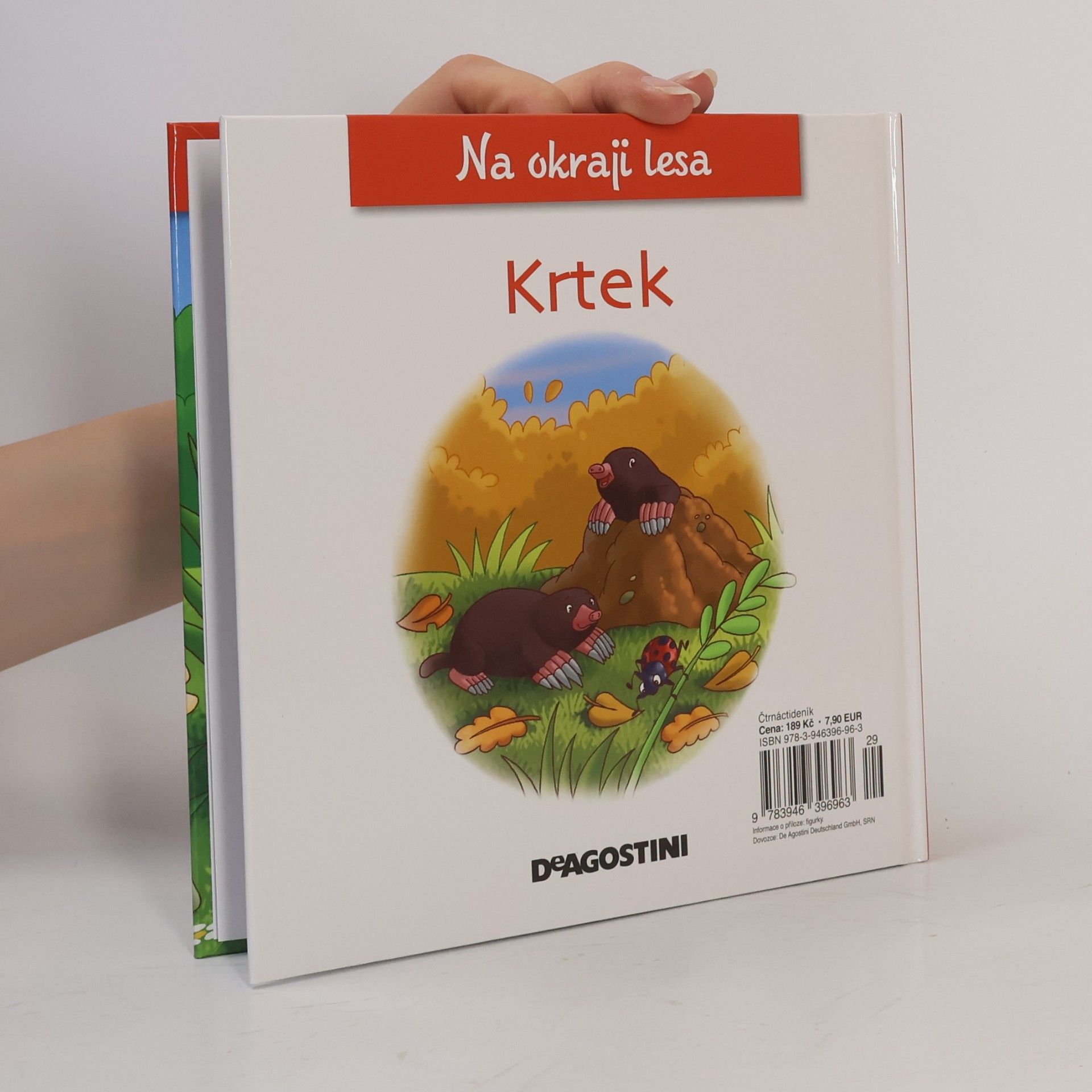 Petra Zavřelová Na okraji lesa 24. Krtek