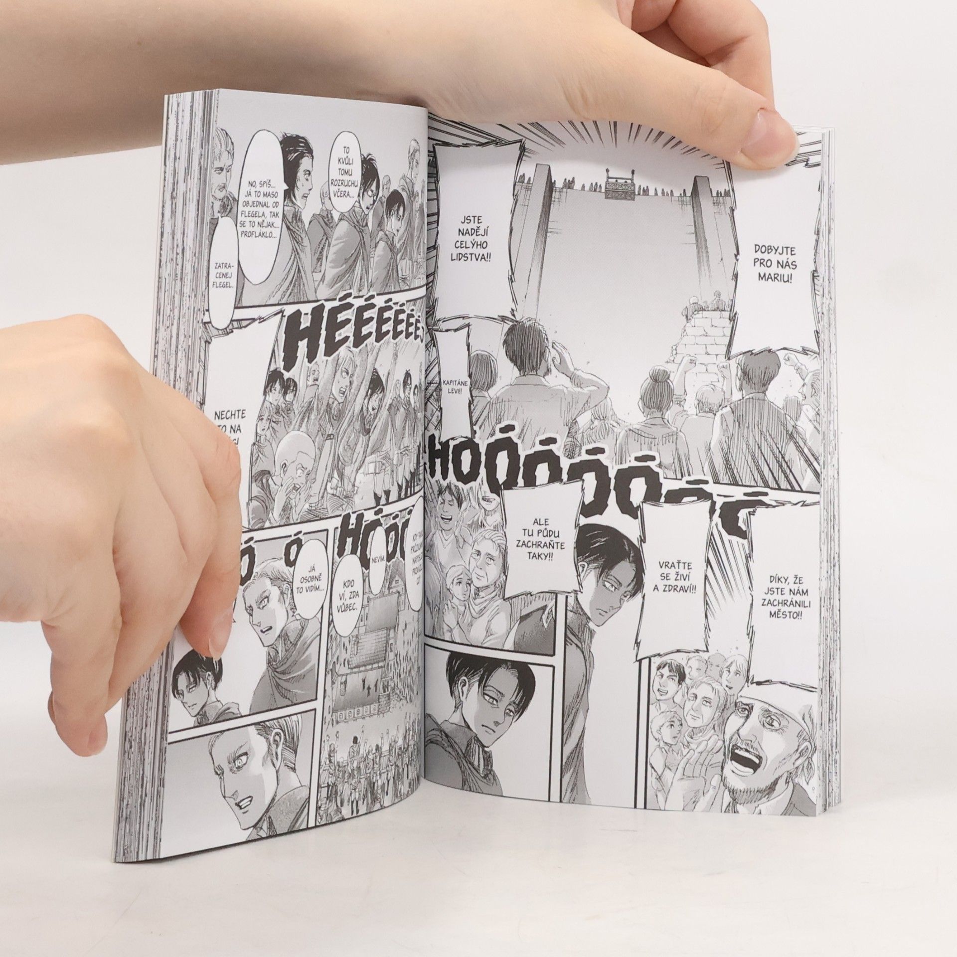 Hajime Isayama Útok titánů 18