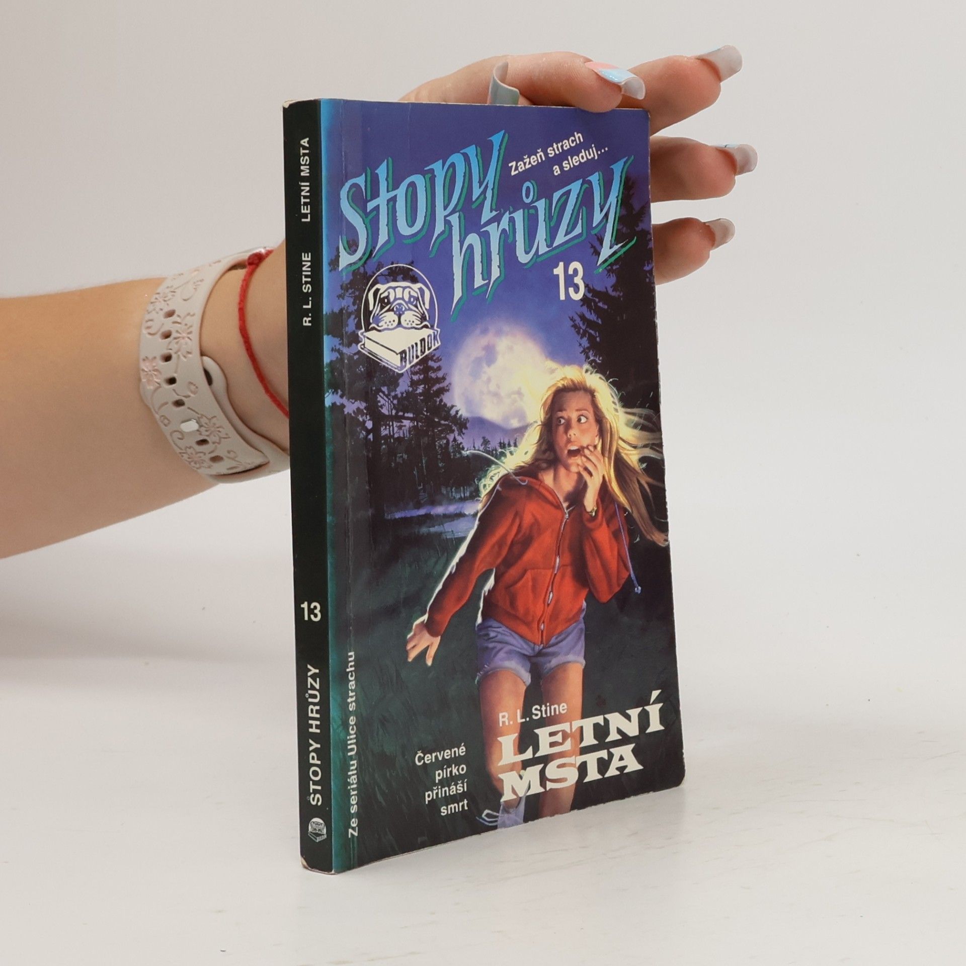 R. L. Stine Letní msta - Stopy hrůzy, svazek 13