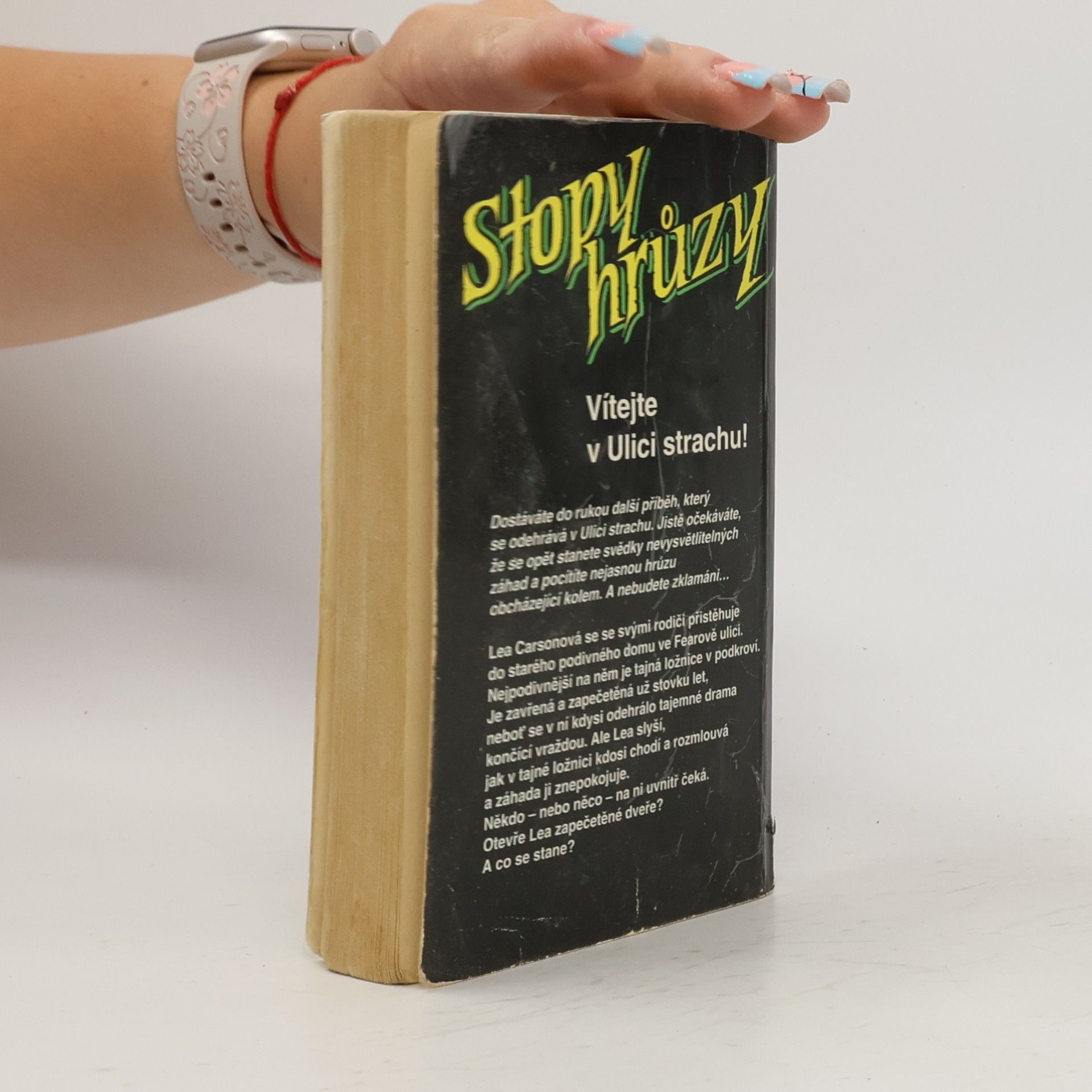 R. L. Stine Tajná ložnice. Stopy hrůzy 4.