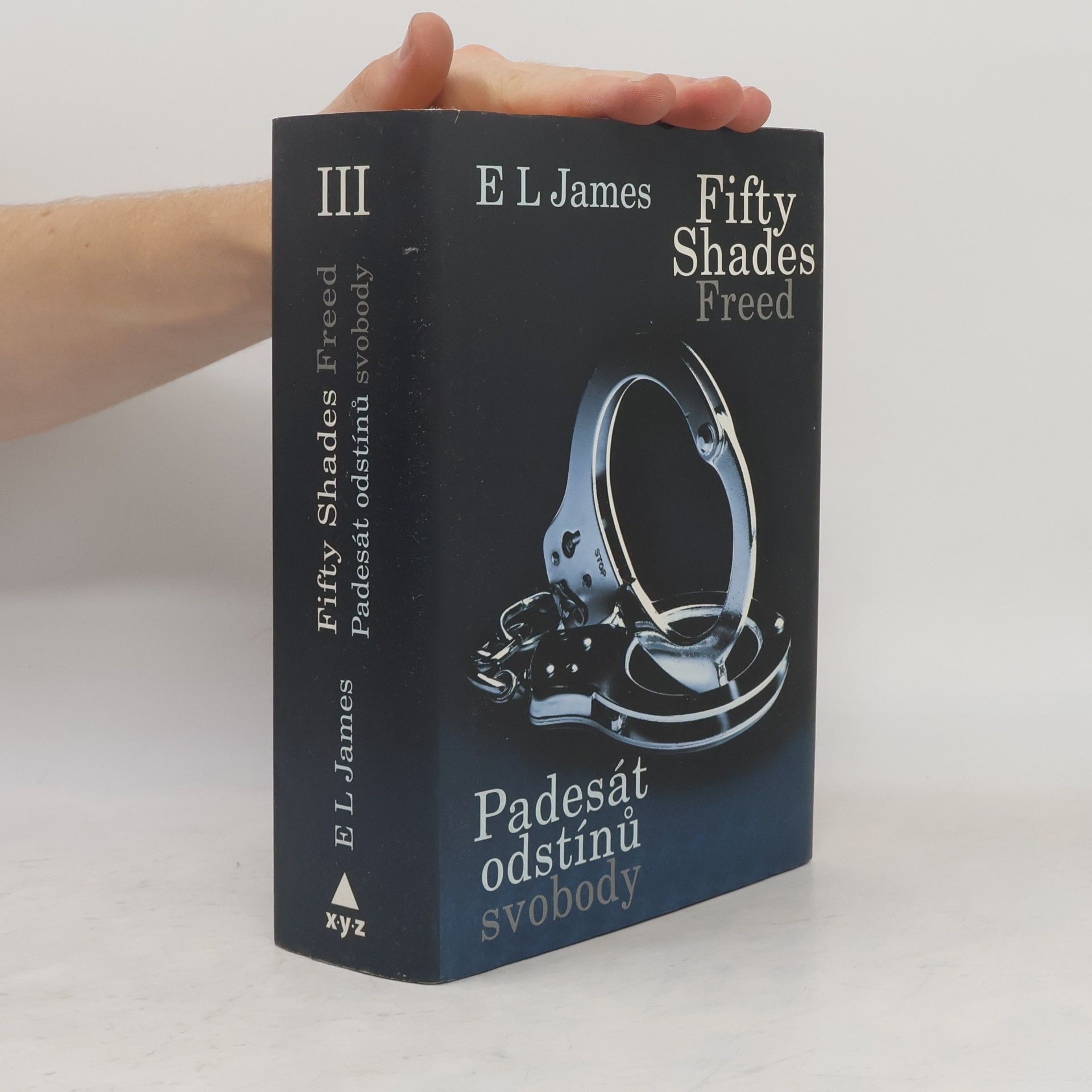 E. L. James Padesát odstínů svobody