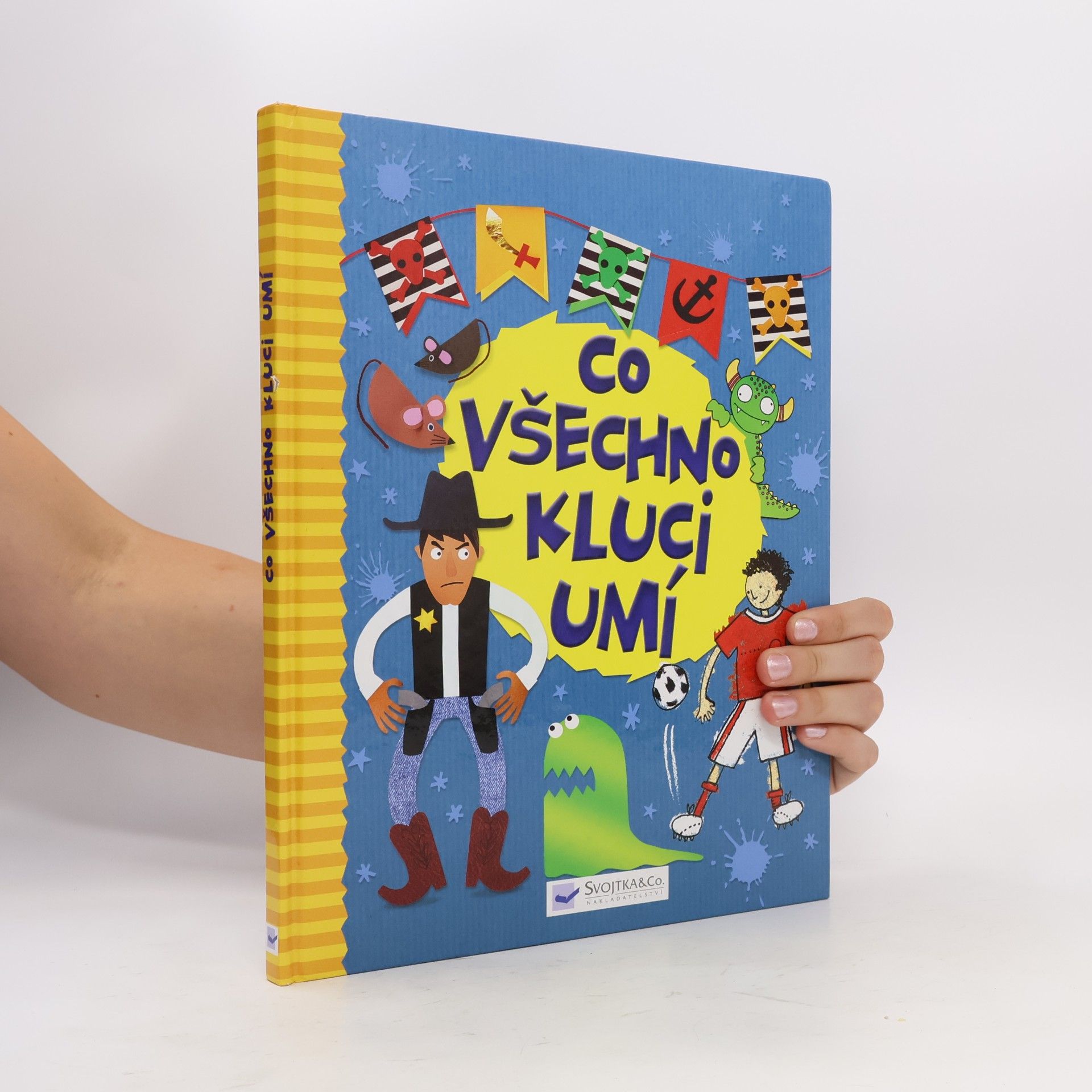 Emily Bone Co všechno kluci umí