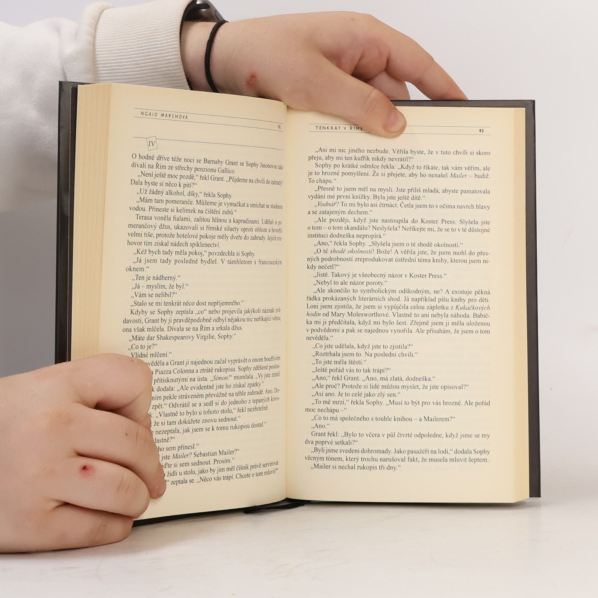 Ngaio Marsh Tenkrát v Římě