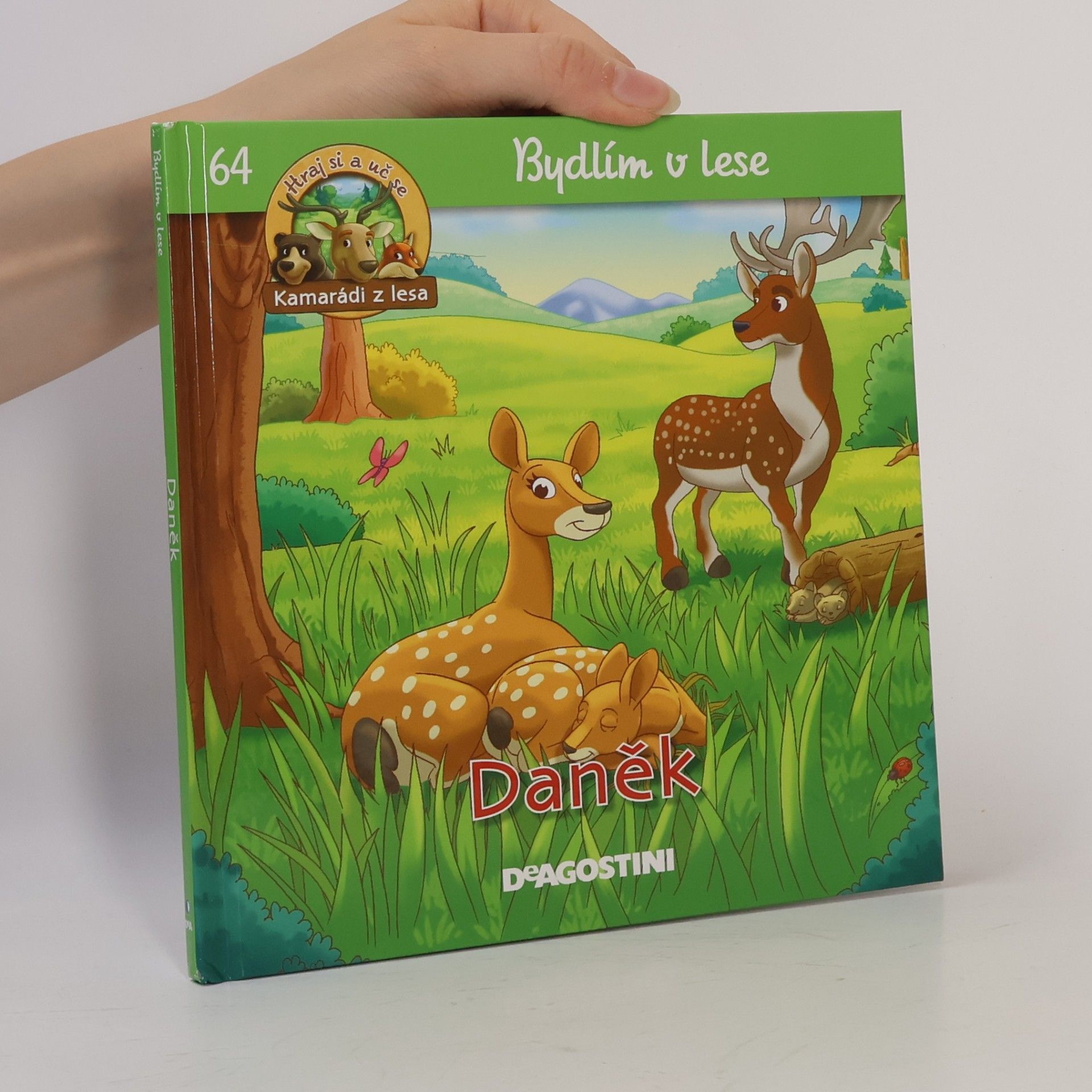 Collectif d'auteurs Bydlím v lese 64. Daněk
