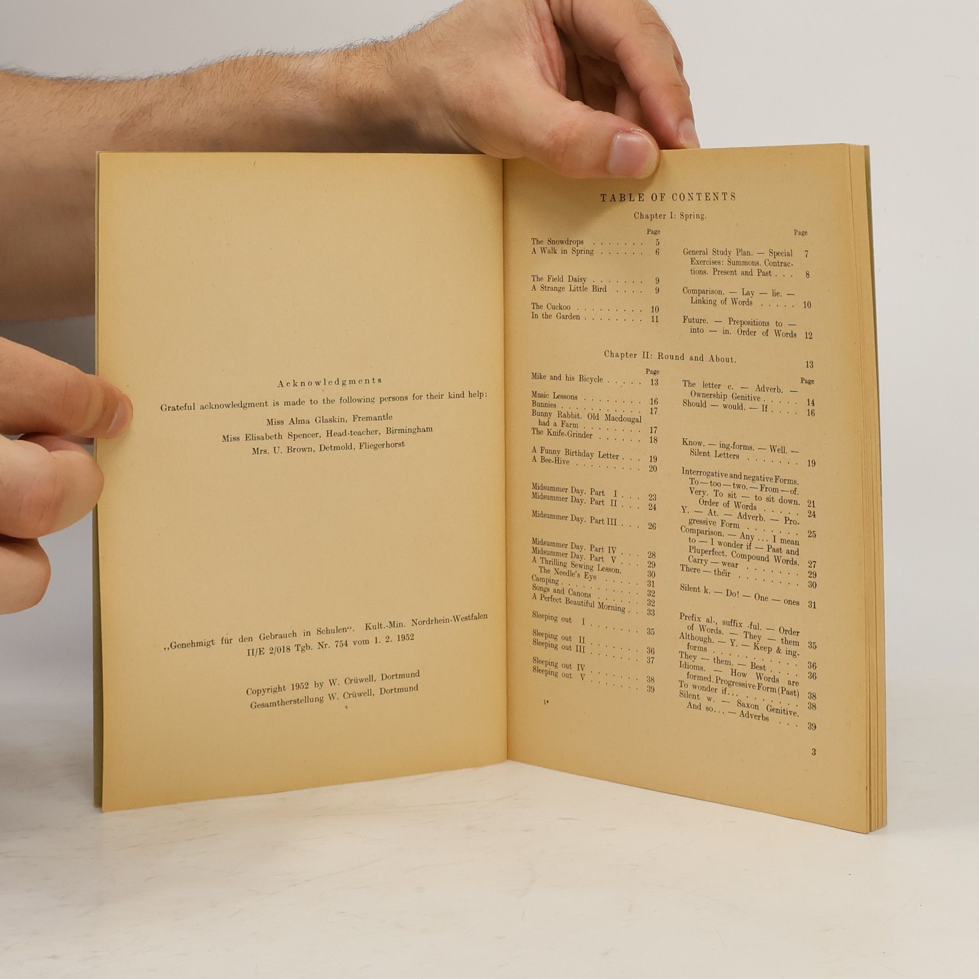 Collectif d'auteurs Let Us Learn English
