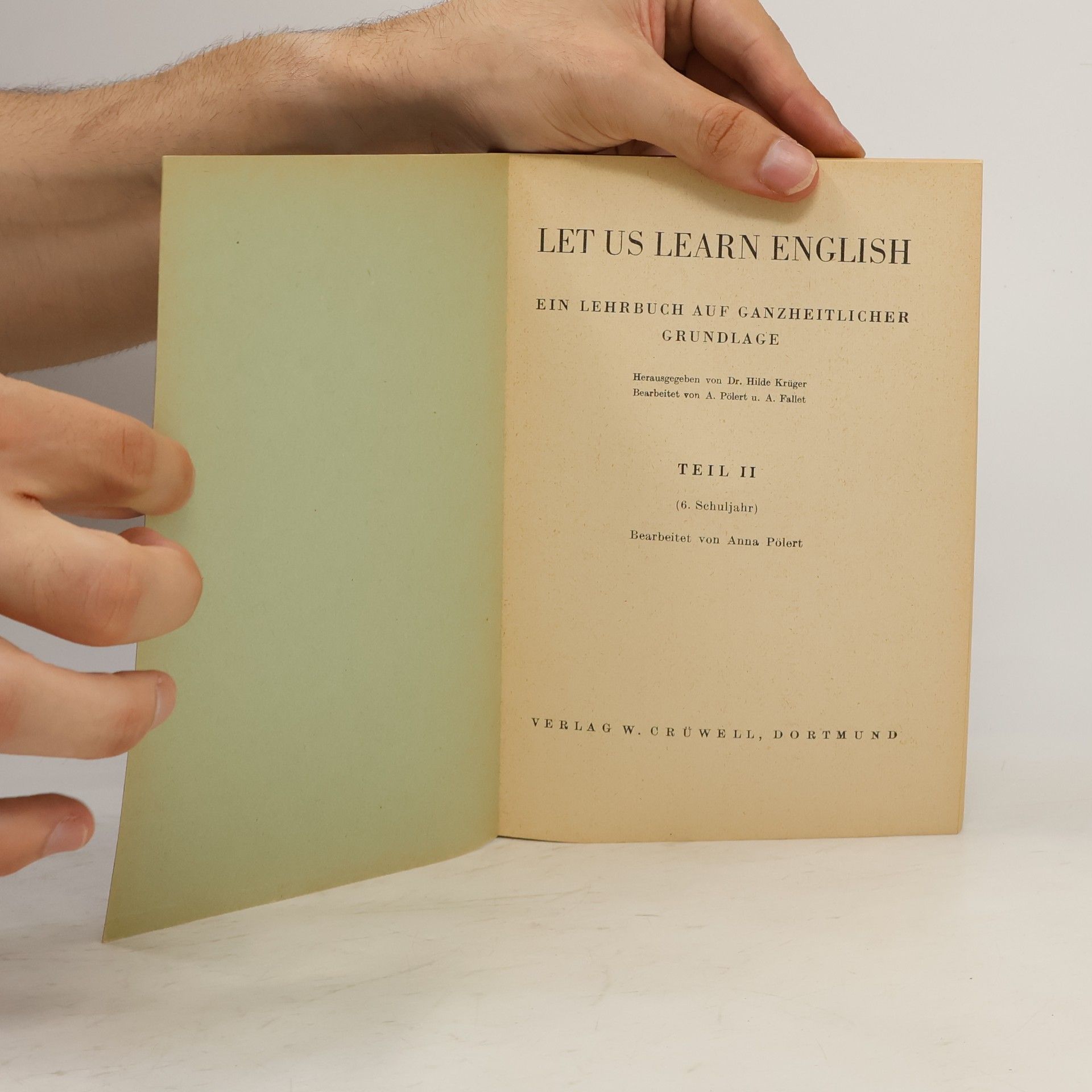 Collectif d'auteurs Let Us Learn English