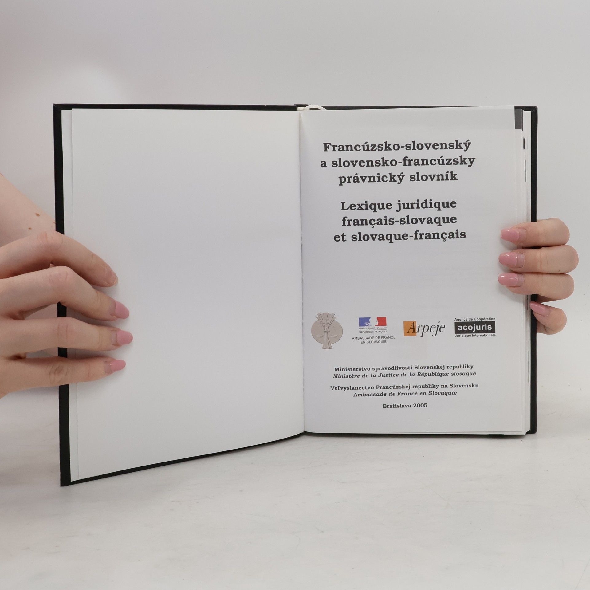 Autorenkollektiv Francúzsko-slovenský a slovensko-francúzsky právnický slovník
