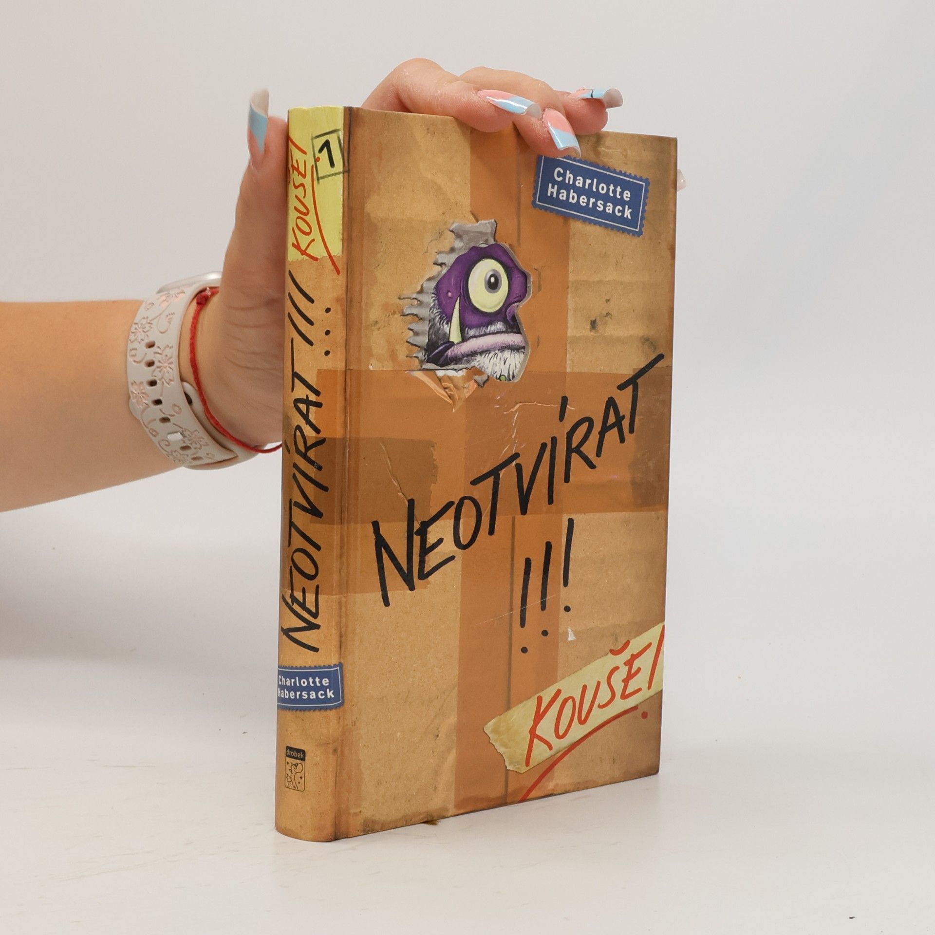Charlotte Habersack Neotvírat!!! Kouše!