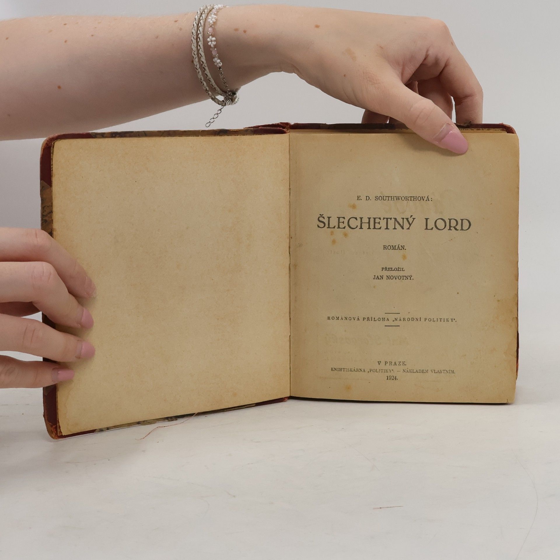 Emma Dorothy Eliza Nevitte Southworth Šlechetný lord