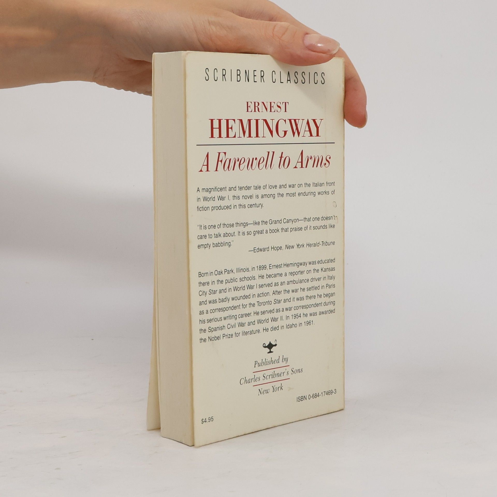 Ernest Hemingway A Farewell to Arms (A Scribner Classic)