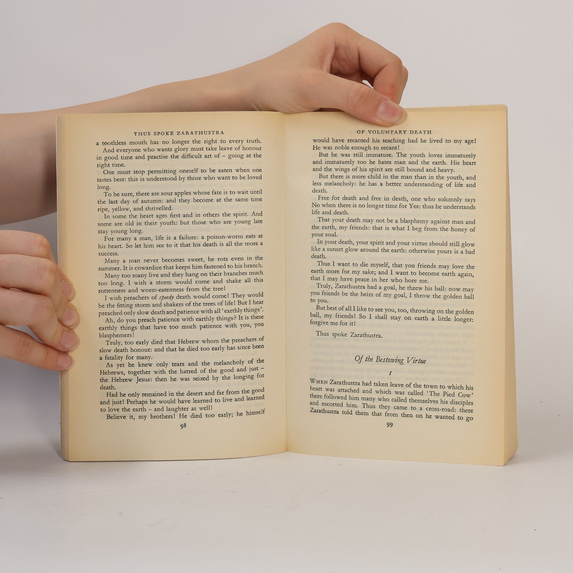 Friedrich Wilhelm Nietzsche Thus Spoke Zarathustra : a Book for Everyone and No One