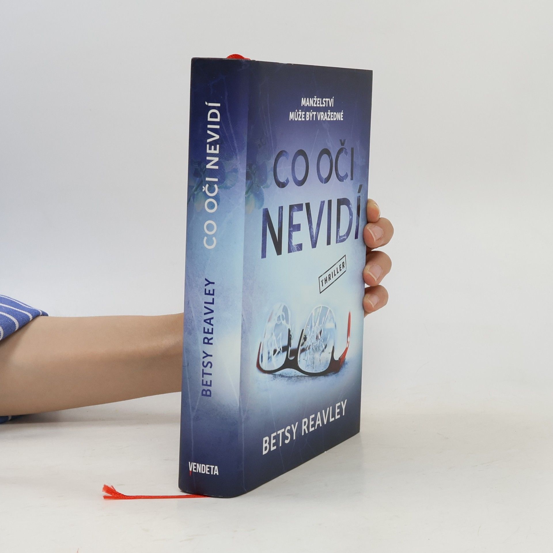 Iva Šindelková Co oči nevidí