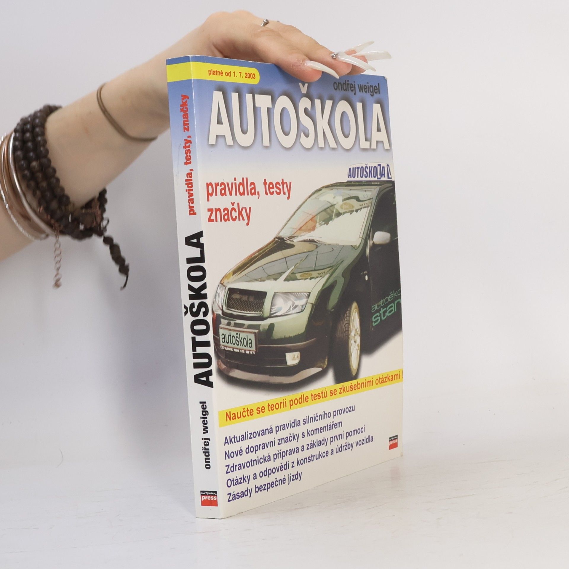 Ondřej Weigel Autoškola: pravidla, testy, značky