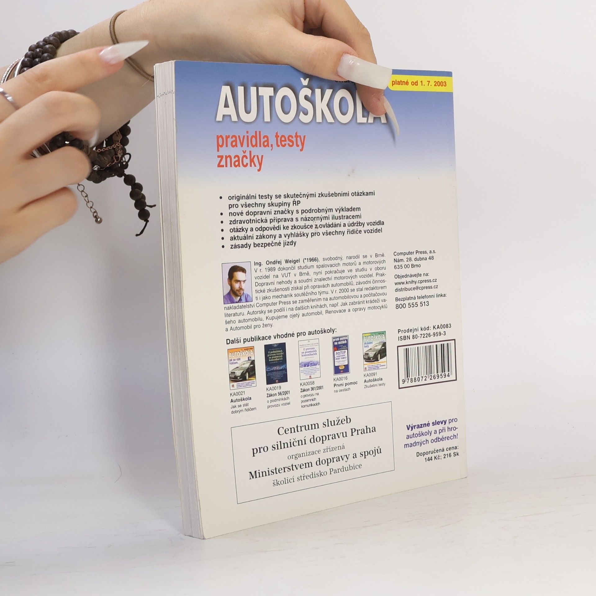 Ondřej Weigel Autoškola: pravidla, testy, značky
