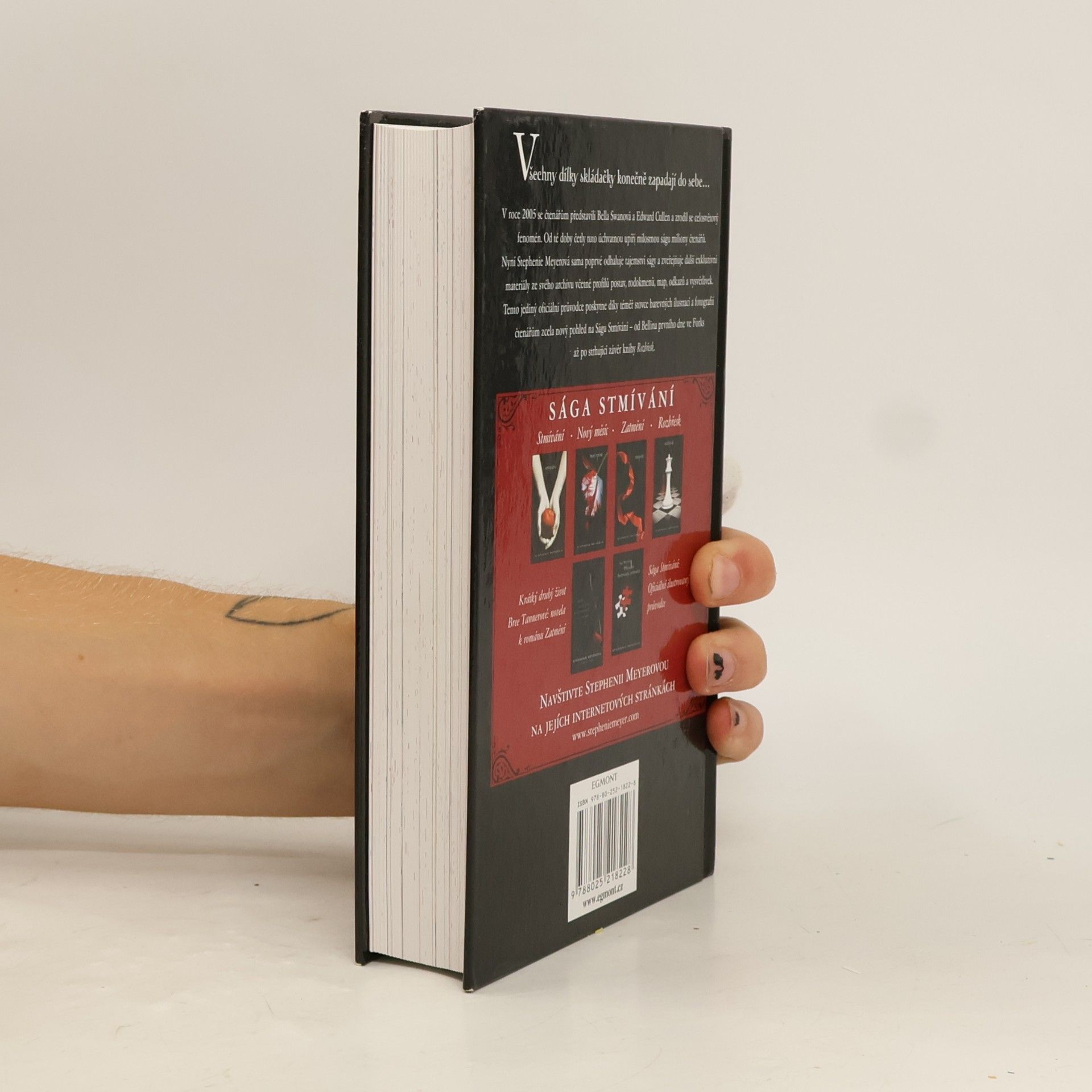Stephenie Meyer Sága Stmívání: Oficiální ilustrovaný průvodce