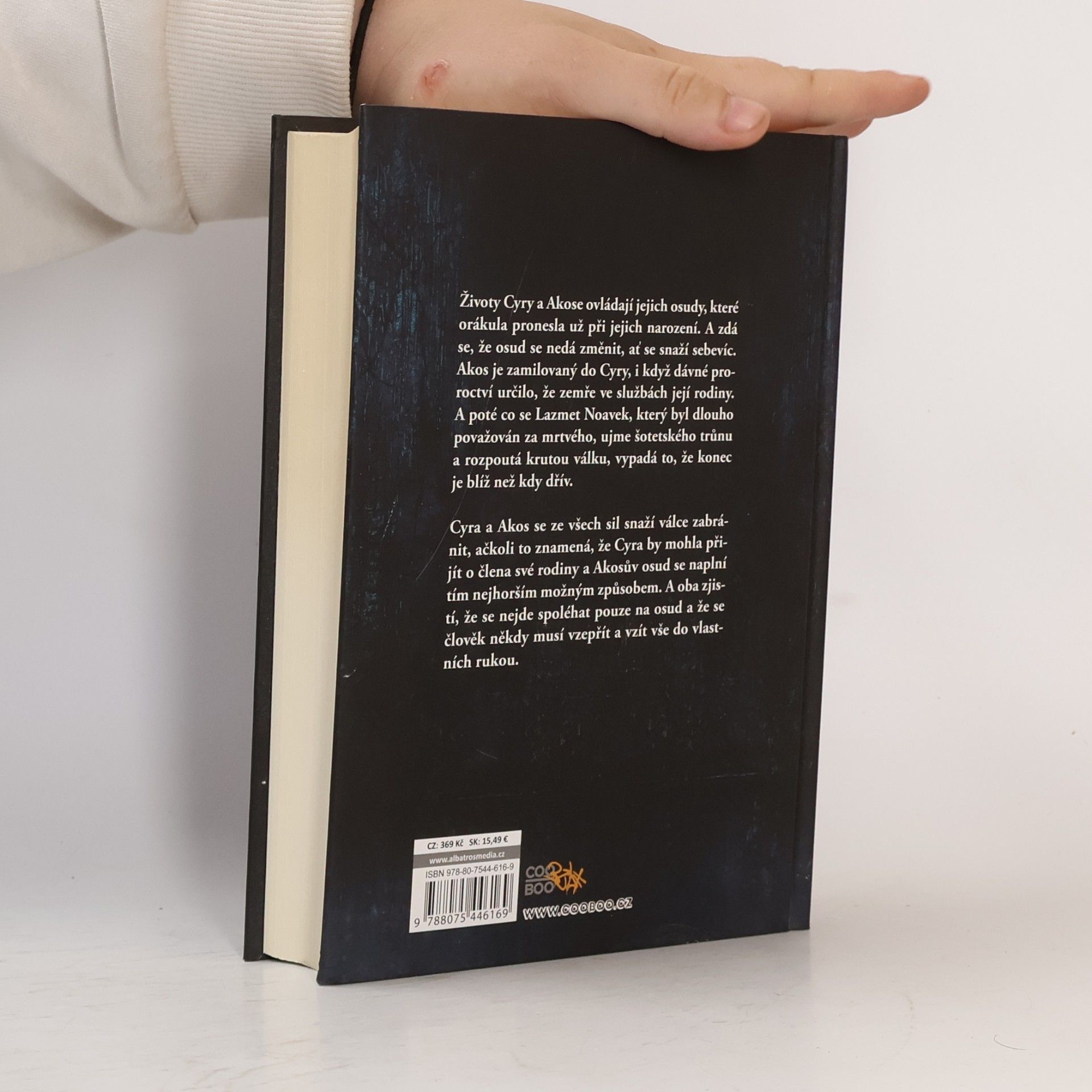 Veronica Roth Cesty se rozcházejí