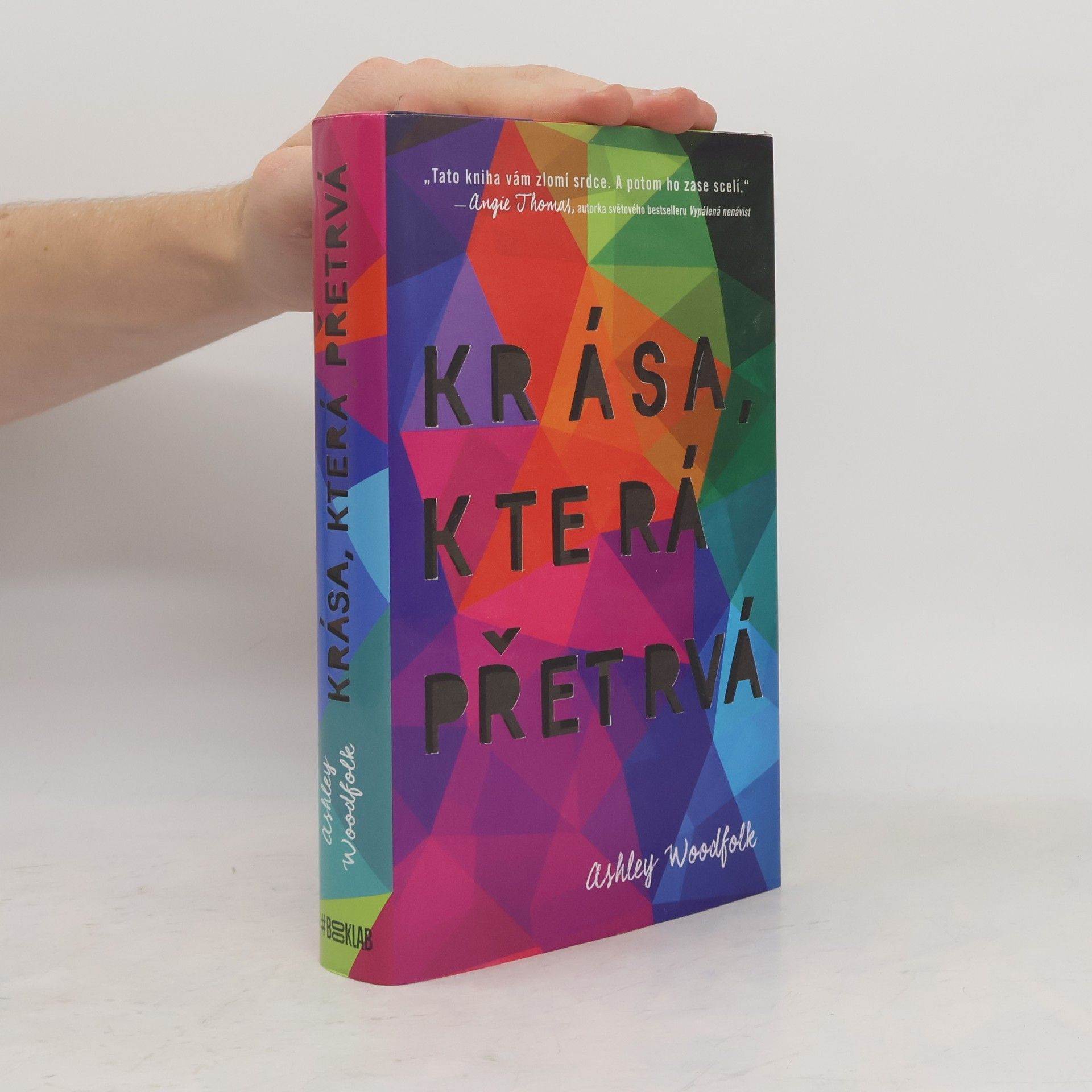 Ashley Woodfolk Krása, která přetrvá