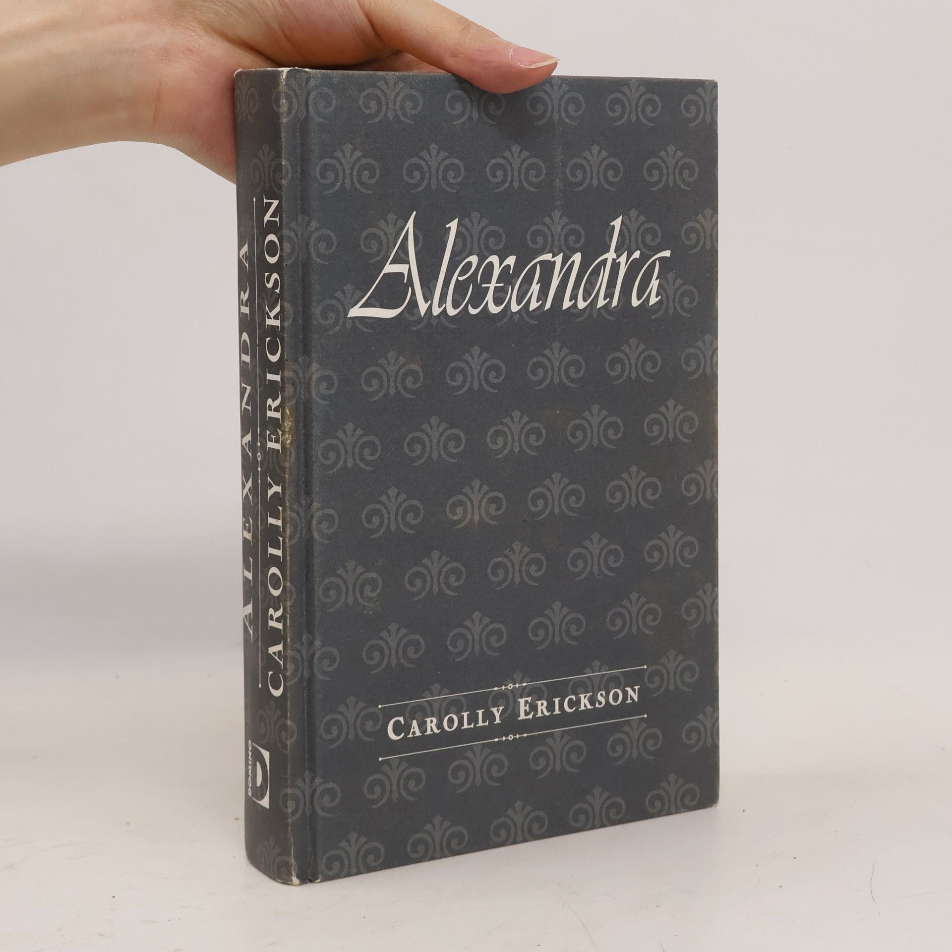Carolly Erickson Alexandra