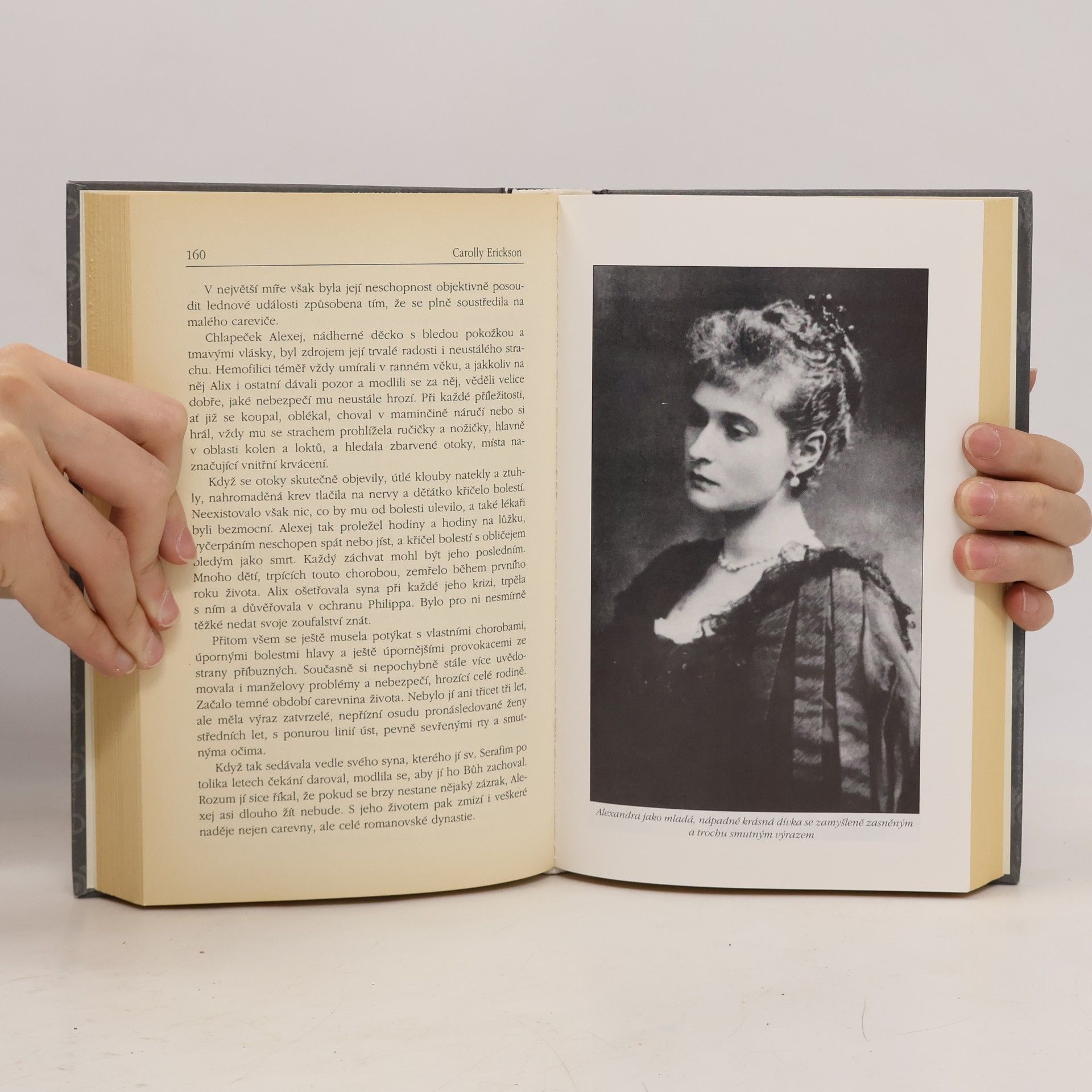 Carolly Erickson Alexandra
