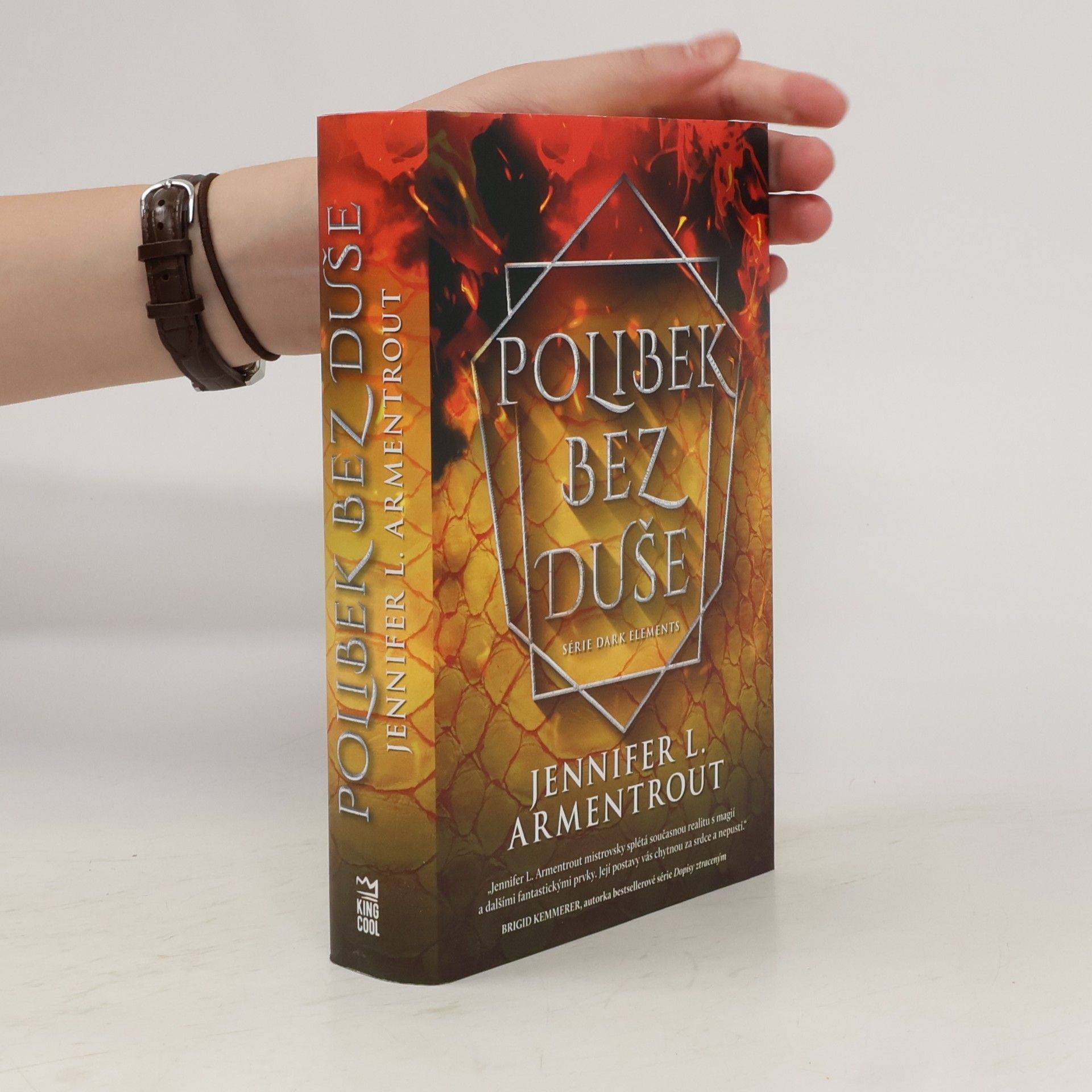 Jennifer Armentrout Polibek bez duše