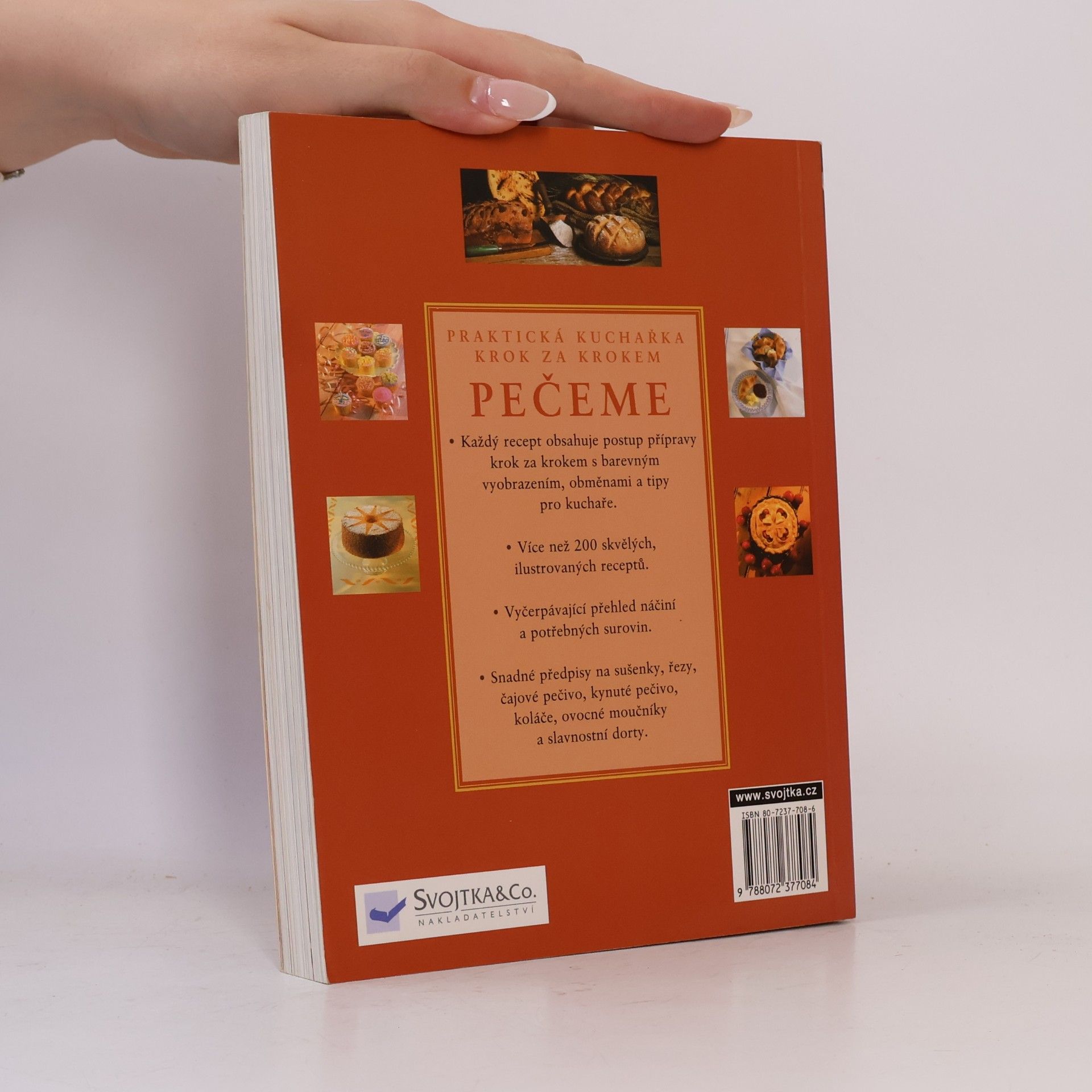 Carole Clements Pečeme : praktická kuchařka krok za krokem