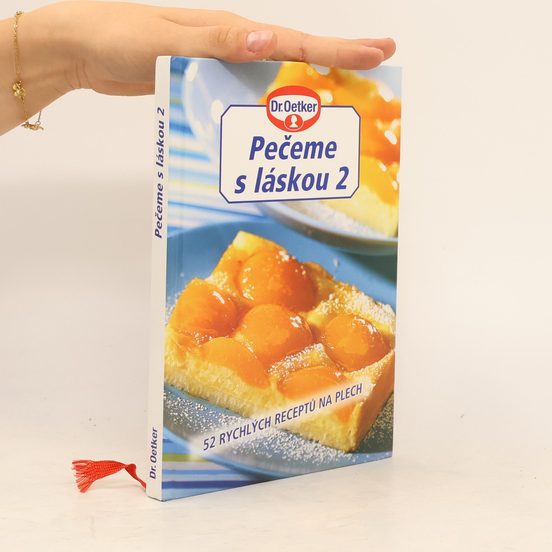 Katarína Balcová Pečeme s láskou 2. 52 rychlých receptů na plech.