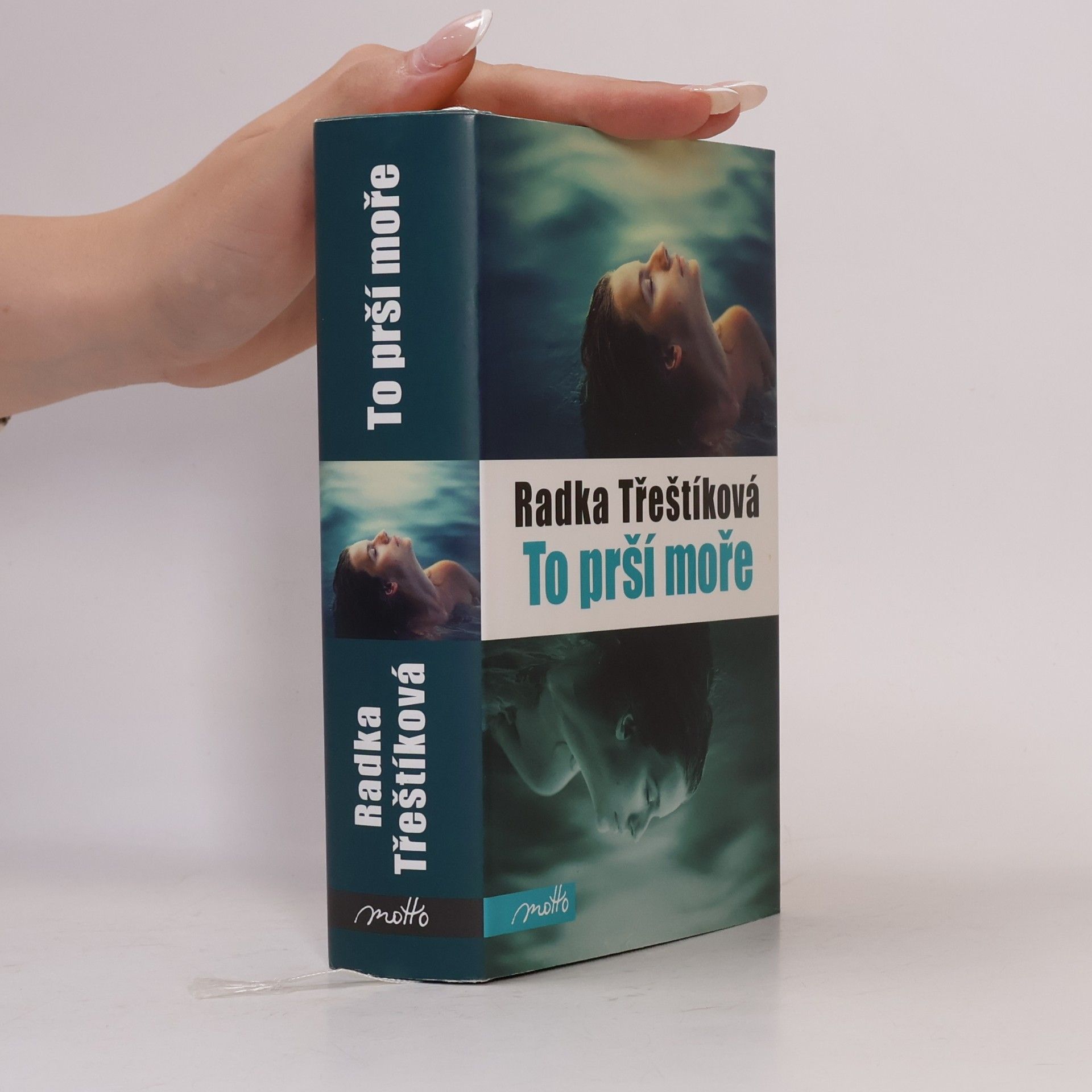 Radka Třeštíková To prší moře
