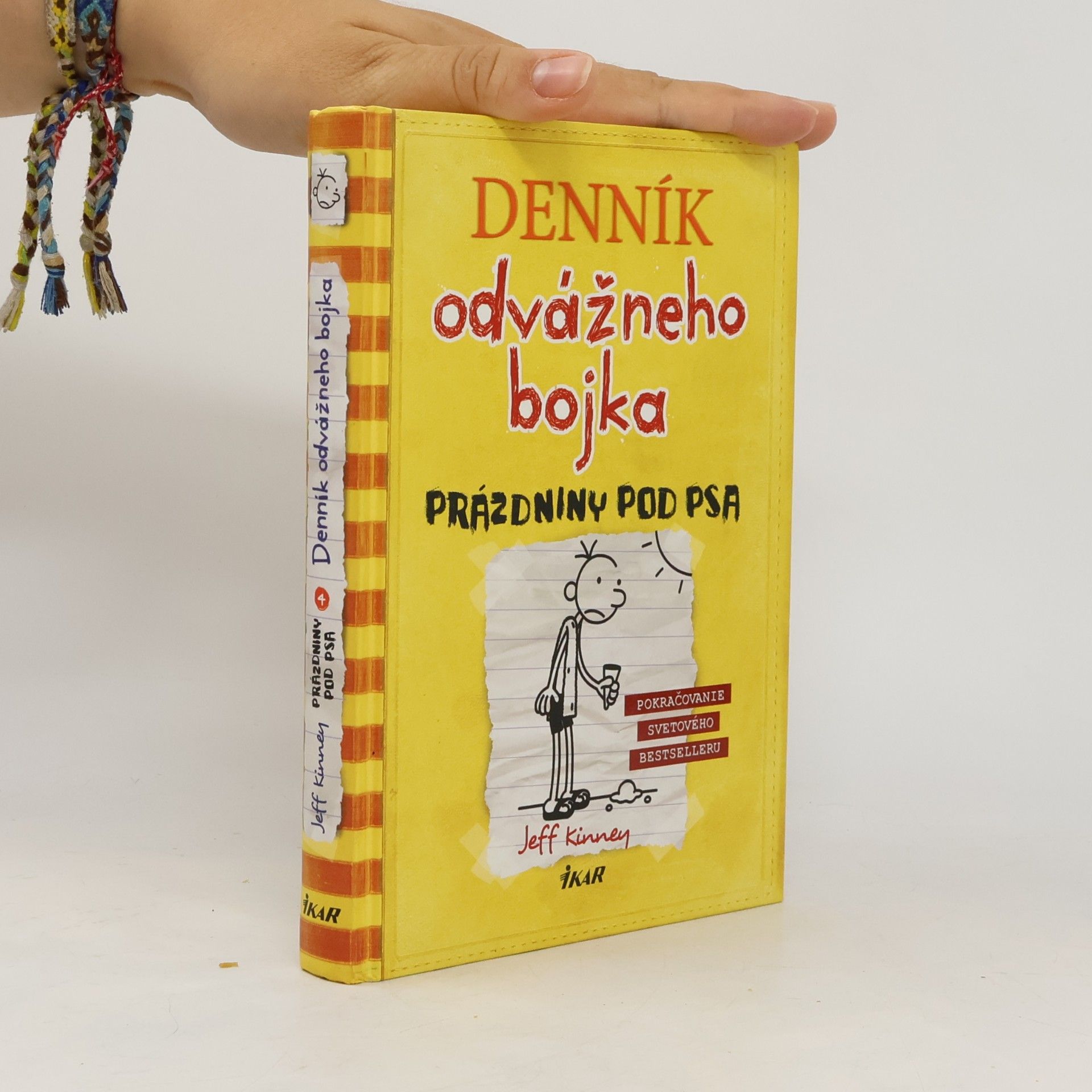 Jeff Kinney Denník odvážneho bojka 4: Prázdniny pod psa
