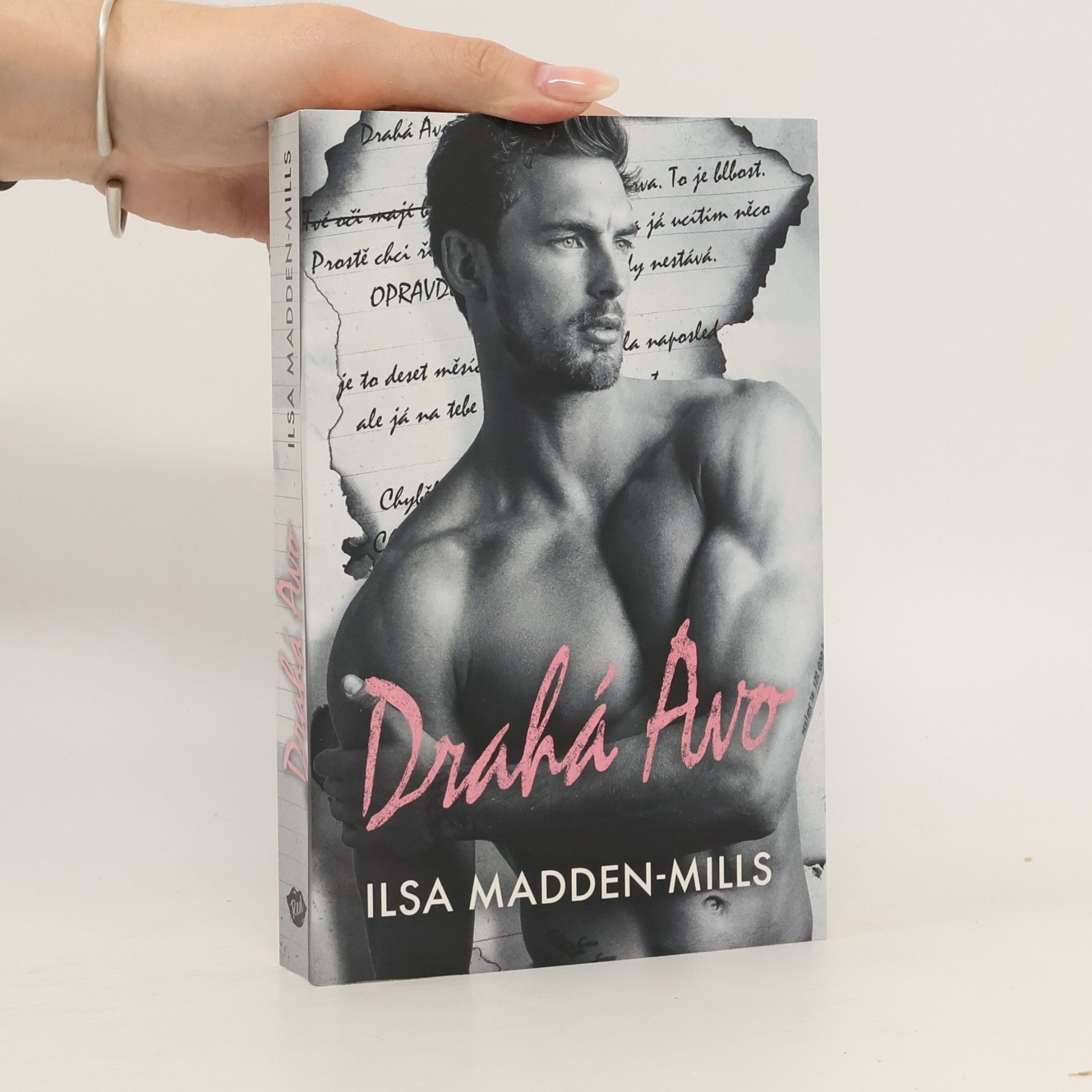 Ilsa Madden-Mills Drahá Avo
