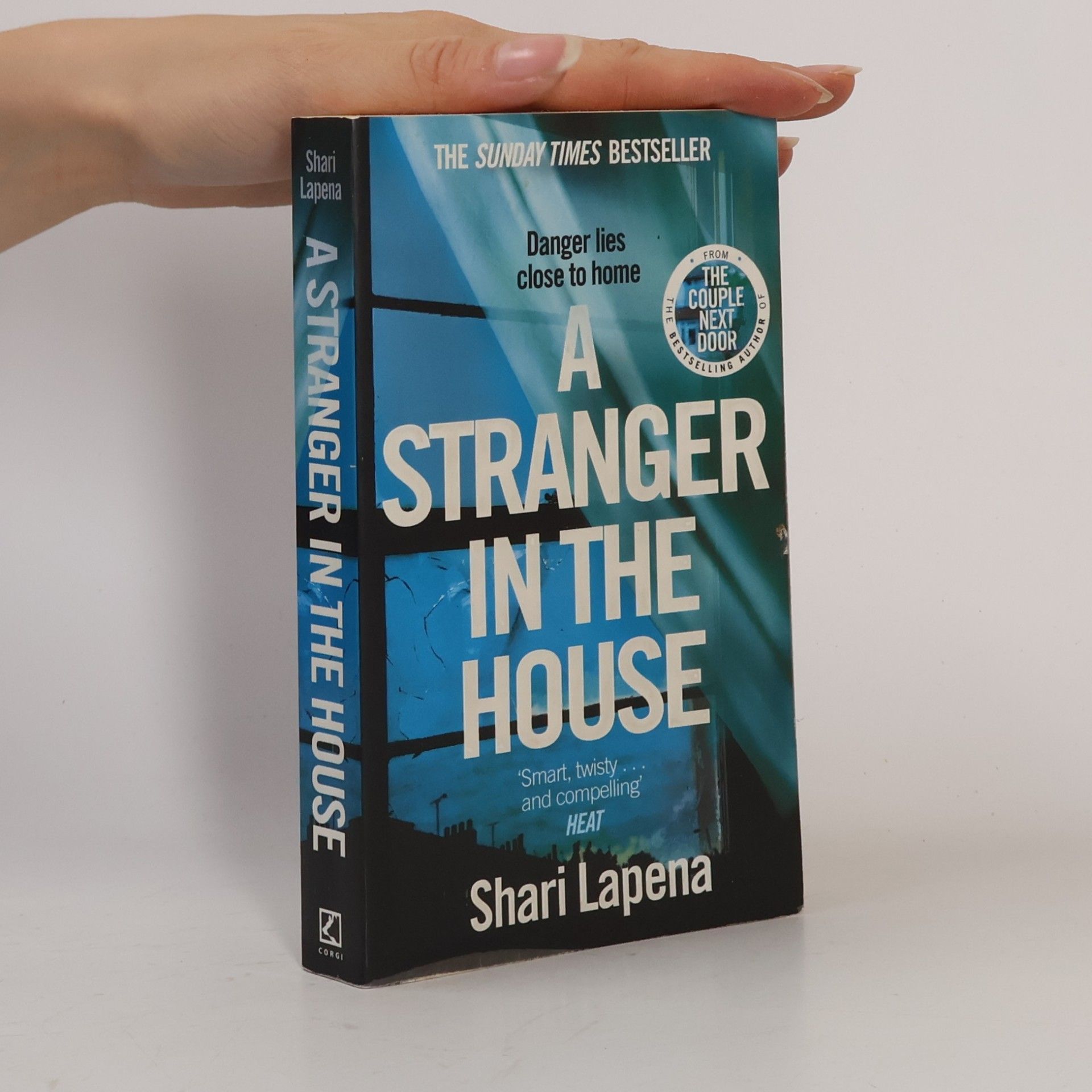 Shari Lapena A Stranger in the House