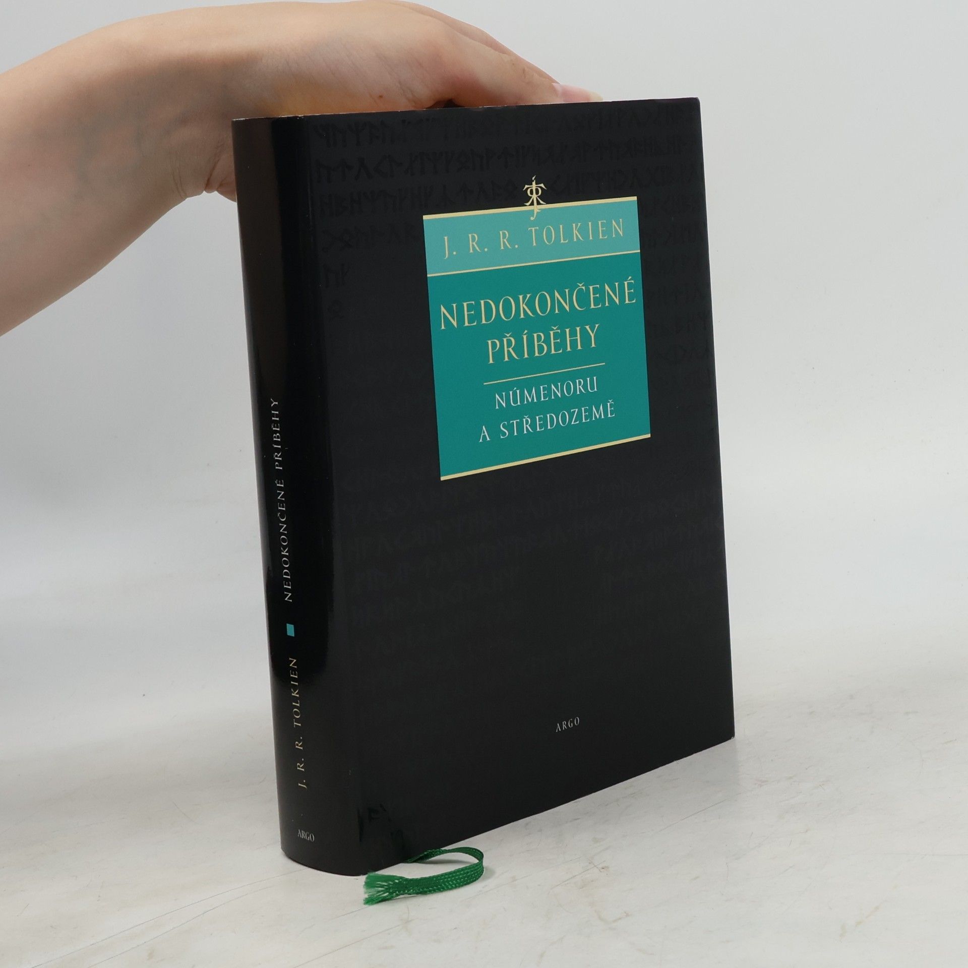 J. R. R. Tolkien Nedokončené příběhy Númenoru a Středozemě
