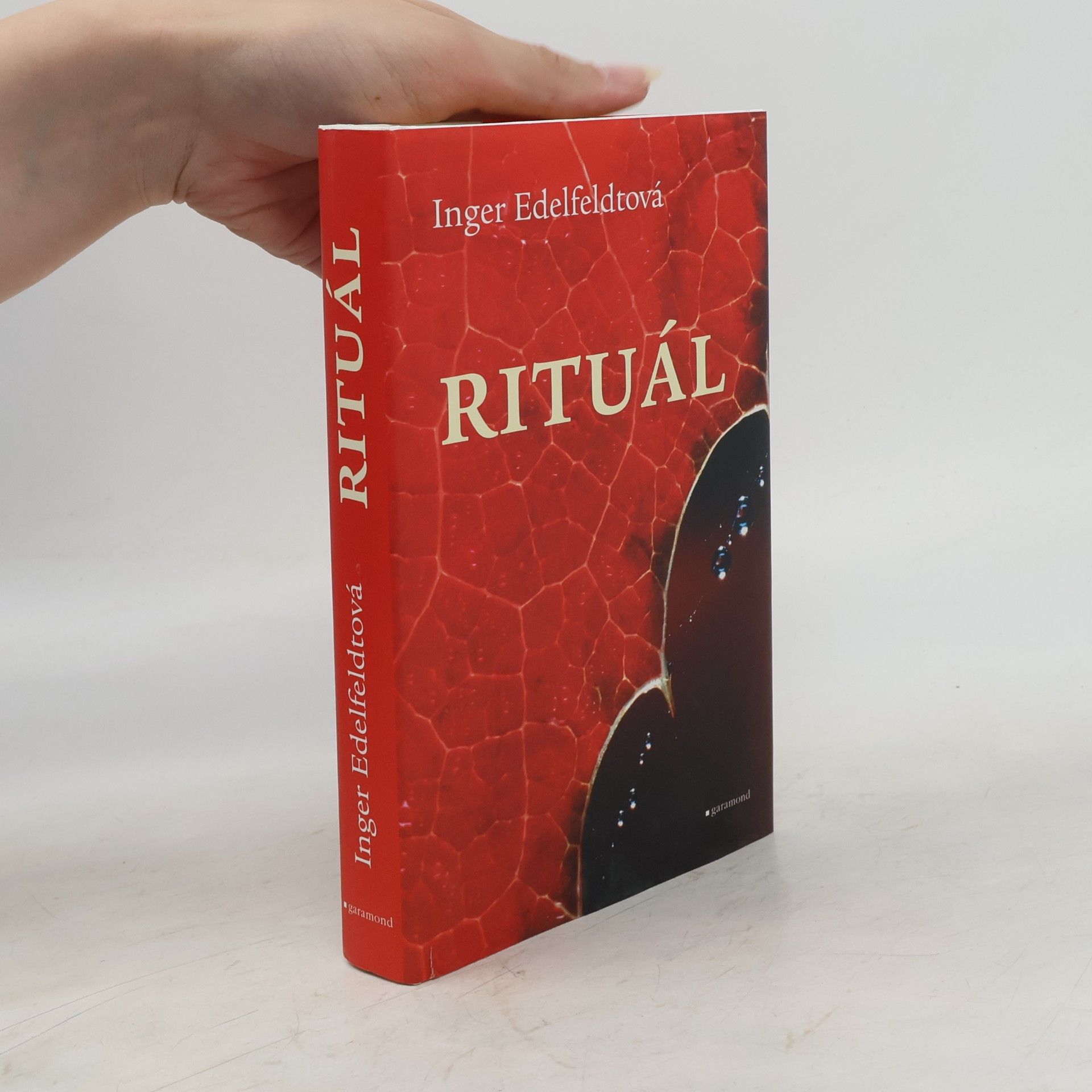 Inger Edelfeldt Rituál