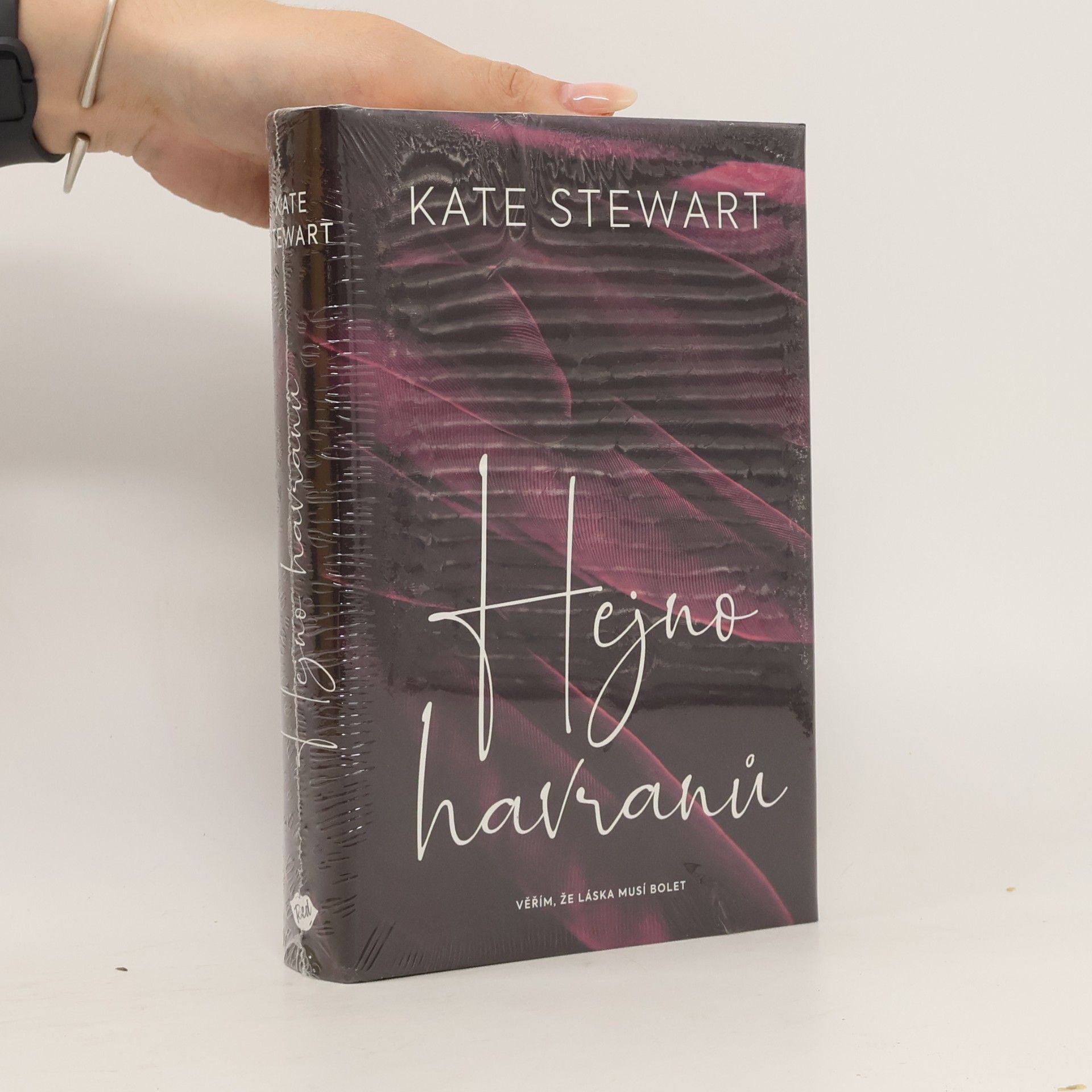 Kate Stewart Hejno havranů