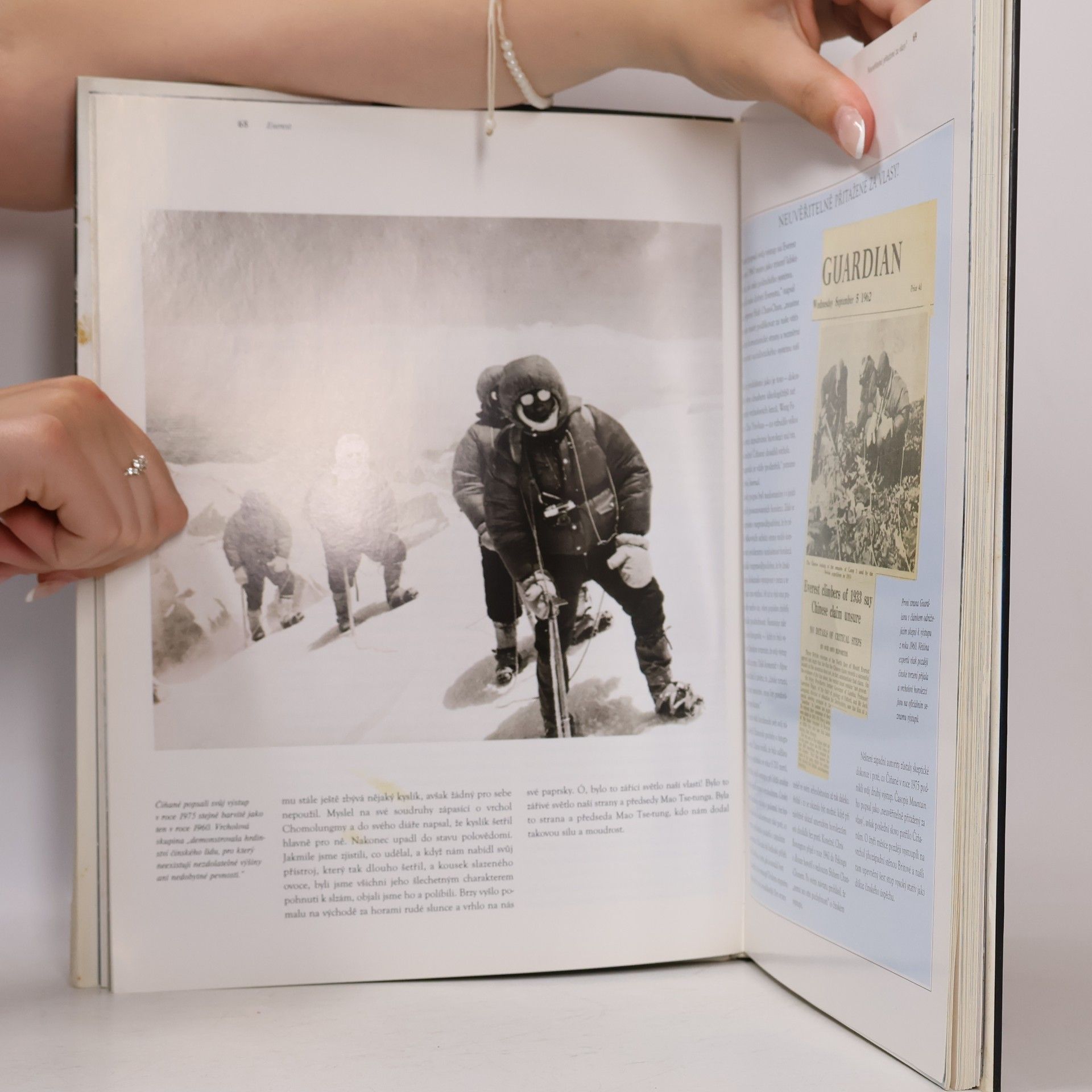 Edmund Hillary Everest. Nejlepší články a fotografie z období sedmdesáti let lidského snažení