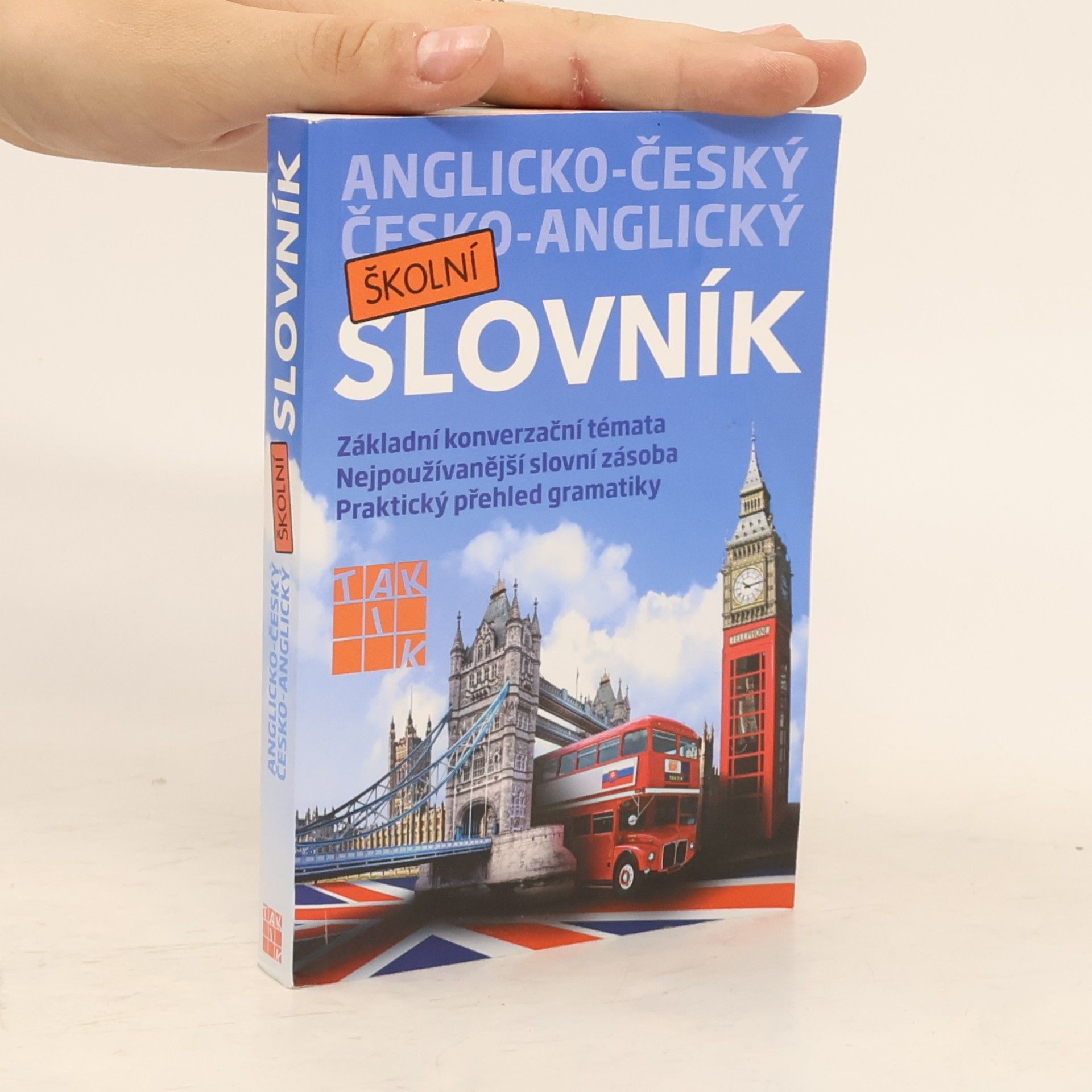 Auteurscollectief Anglicko-český, česko-anglický školní slovník