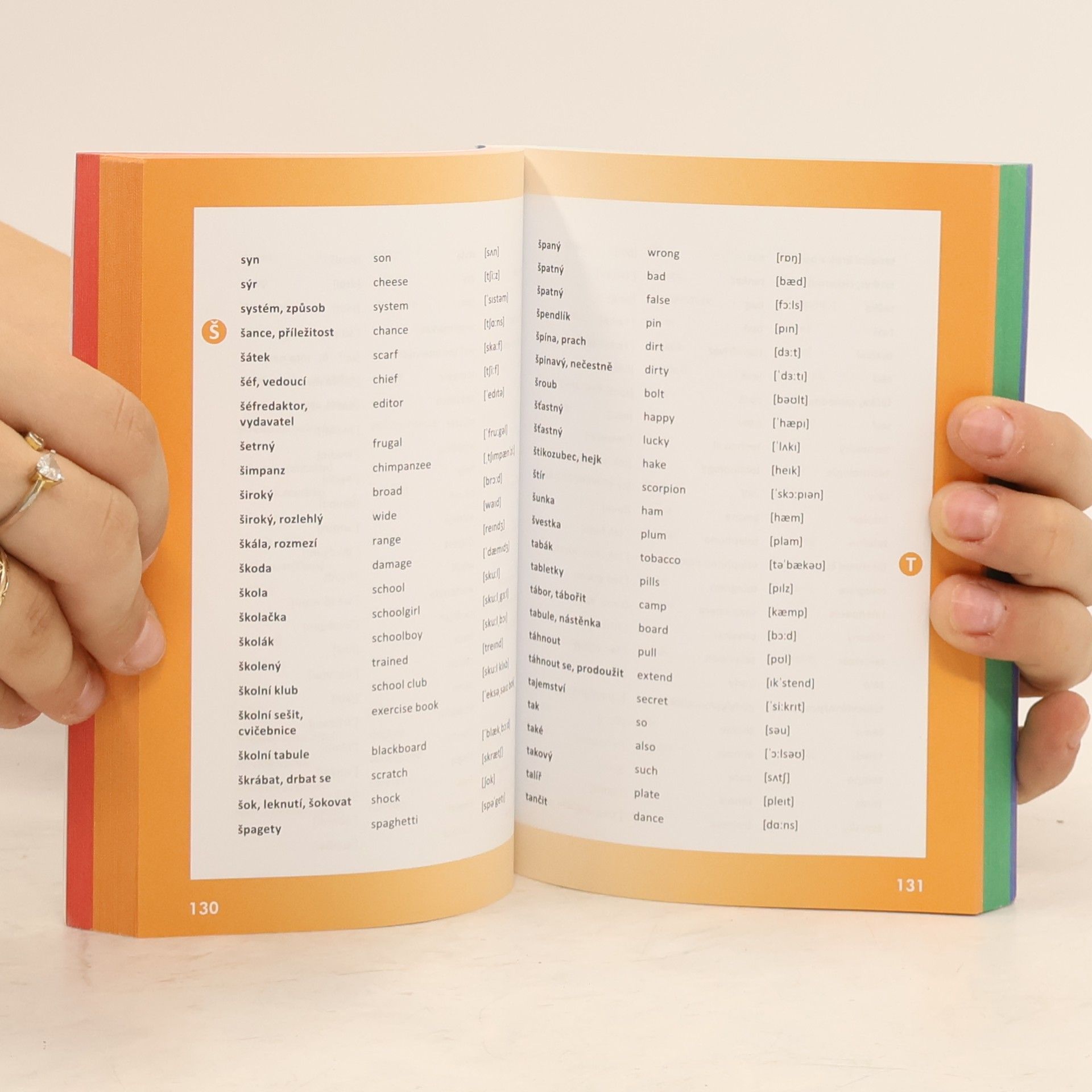 Autores varios Anglicko-český, česko-anglický školní slovník